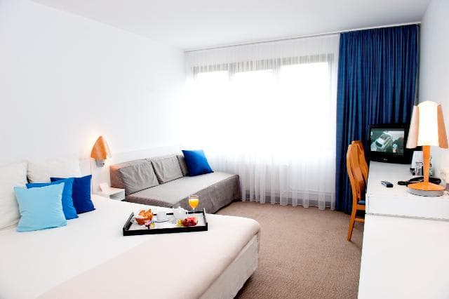 Hotel Novotel Wroclaw Ansicht 5