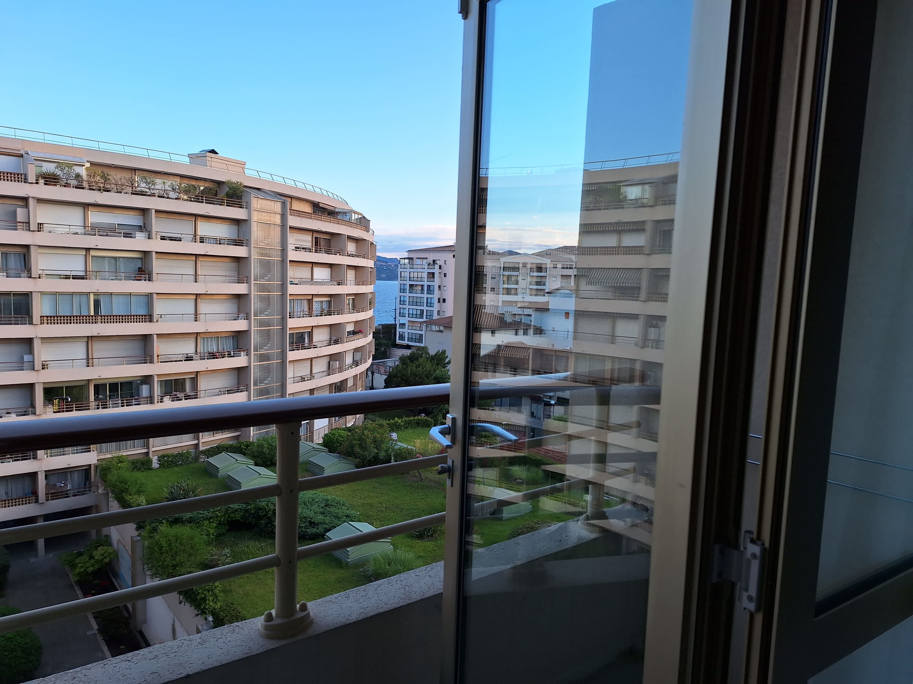 Hotel Ibis Cannes Plage La Bocca Ansicht 7