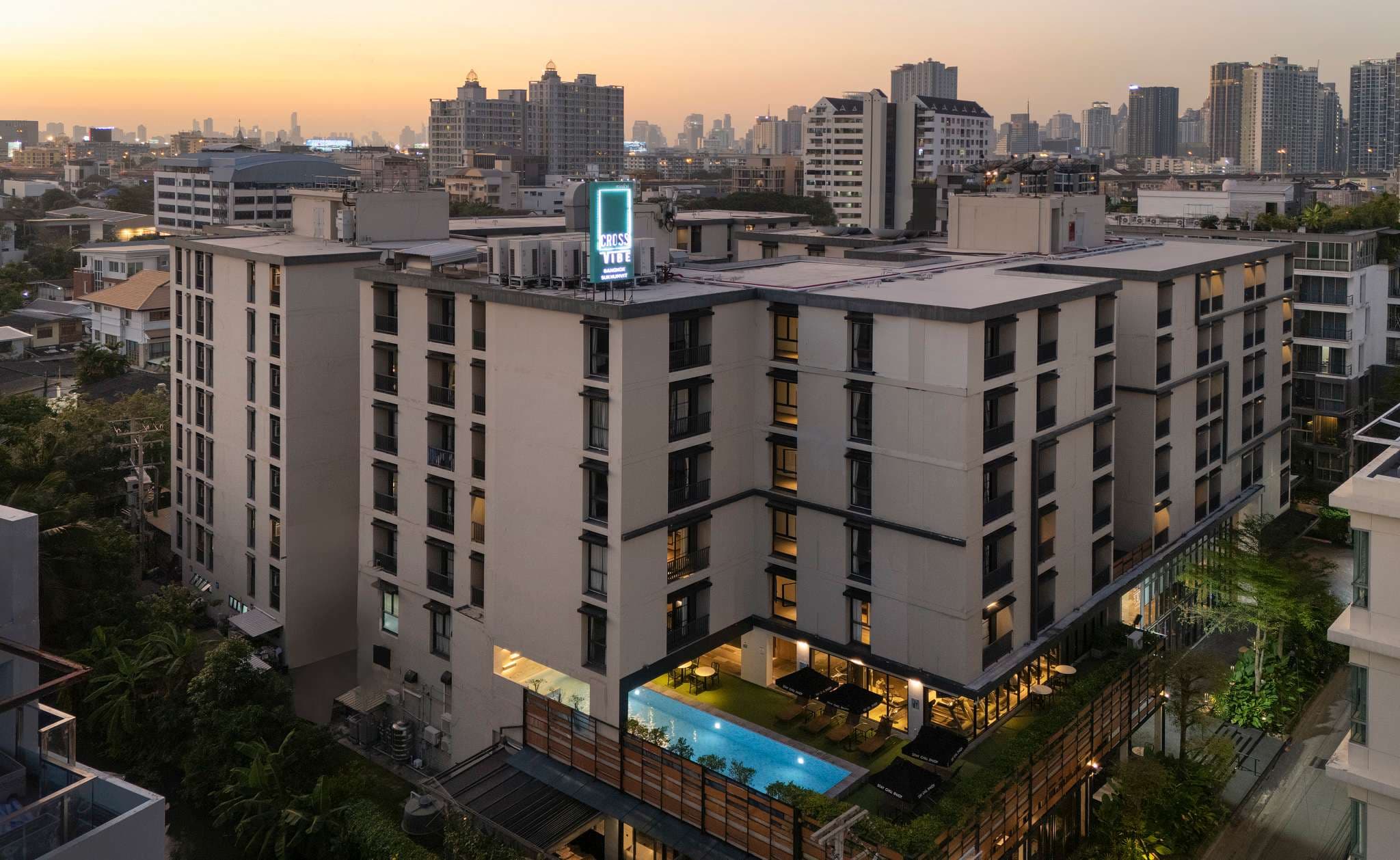 Cross Vibe Bangkok Sukhumvit