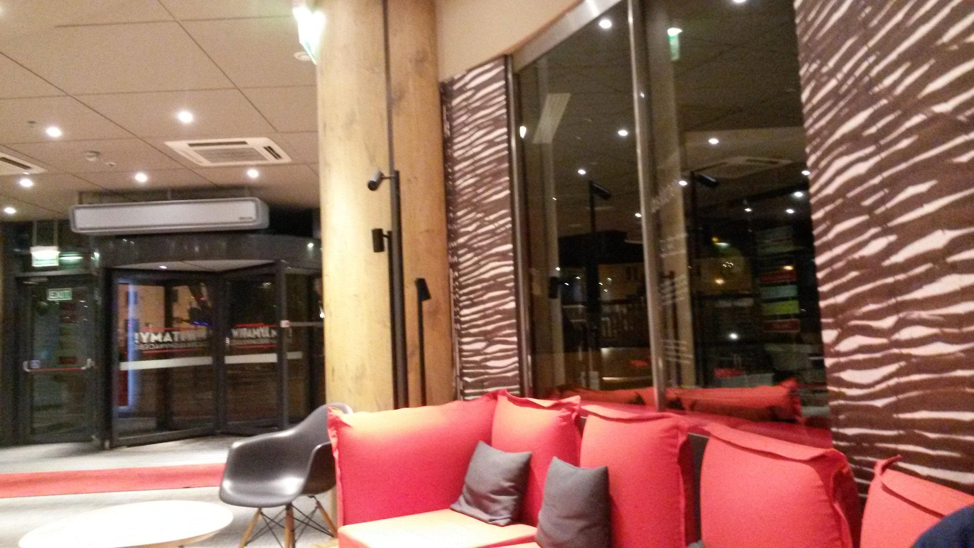 Hotel Ibis Warszawa Stare Miasto Ansicht 6