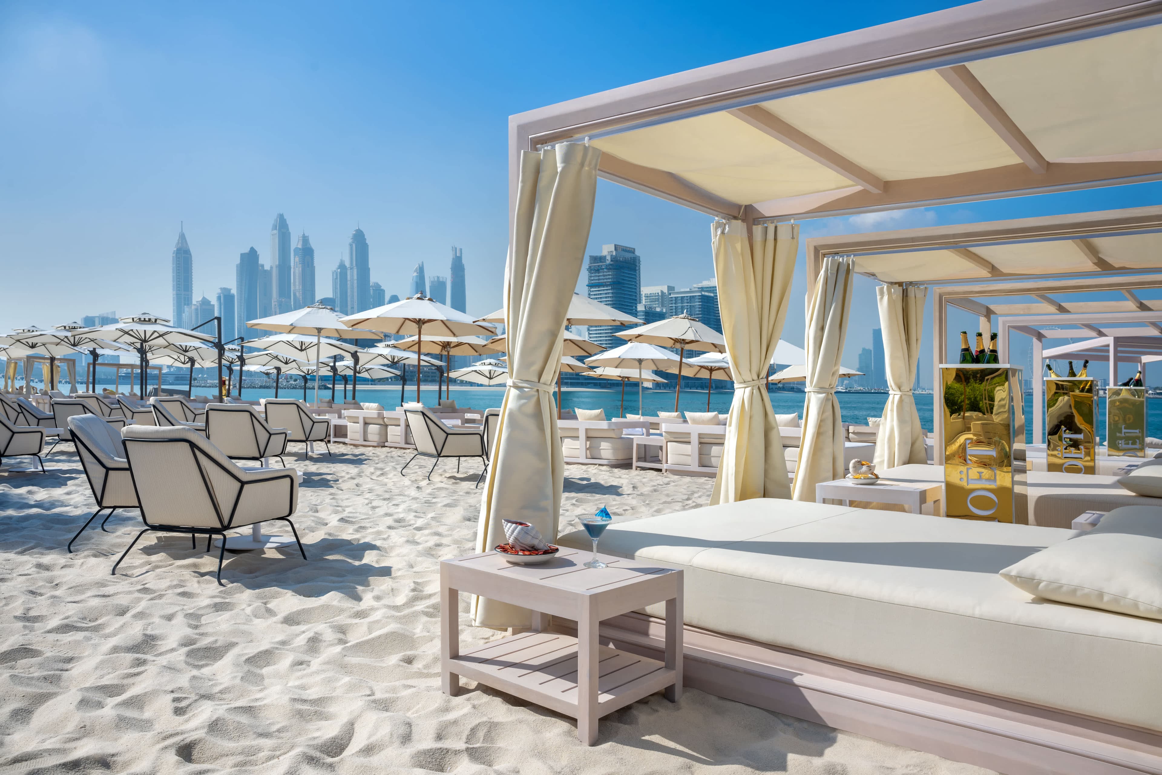 Radisson Beach Resort Palm Jumeirah Ansicht 8