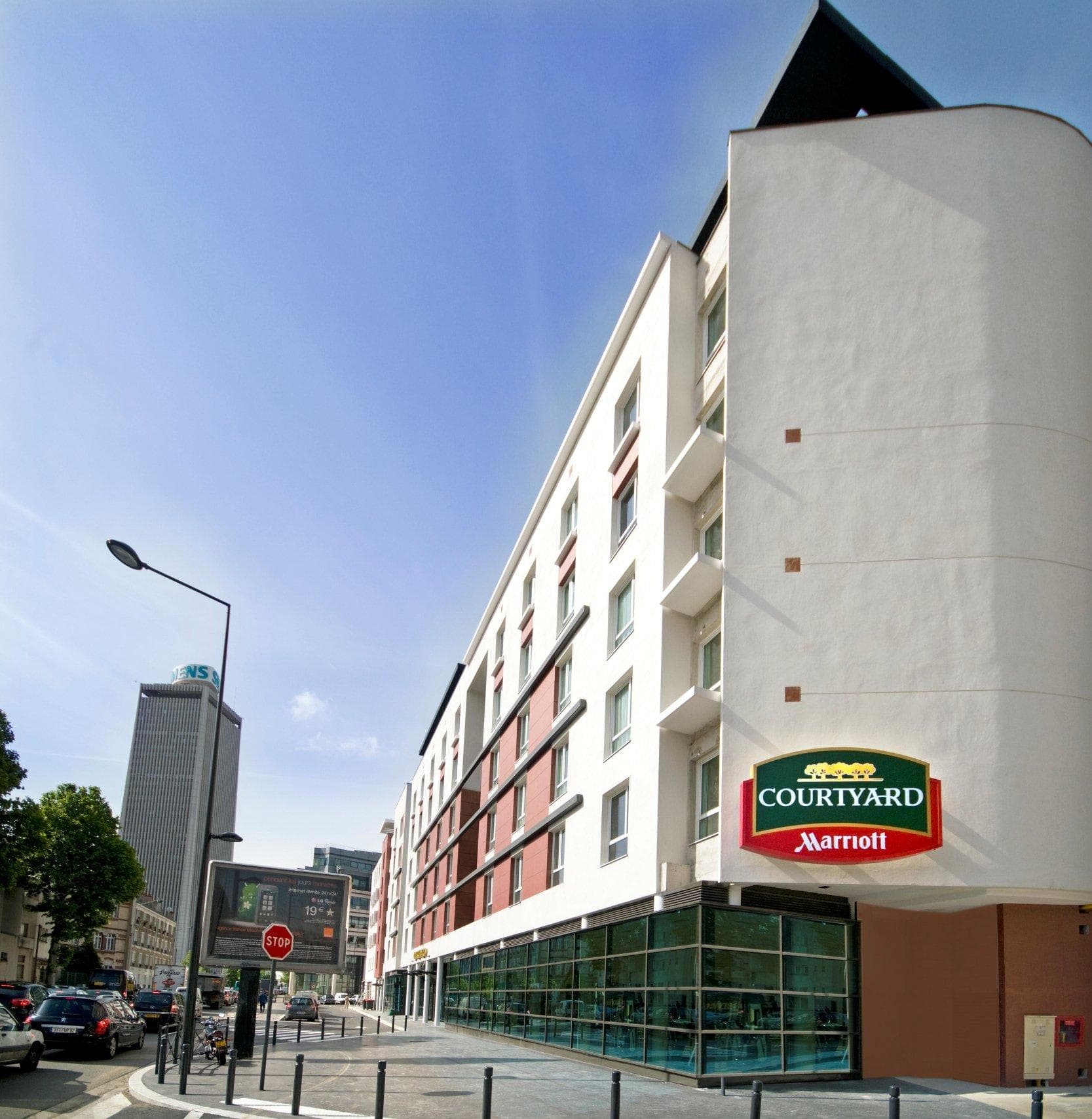 Hotel Courtyard by Marriott Paris Saint Denis
