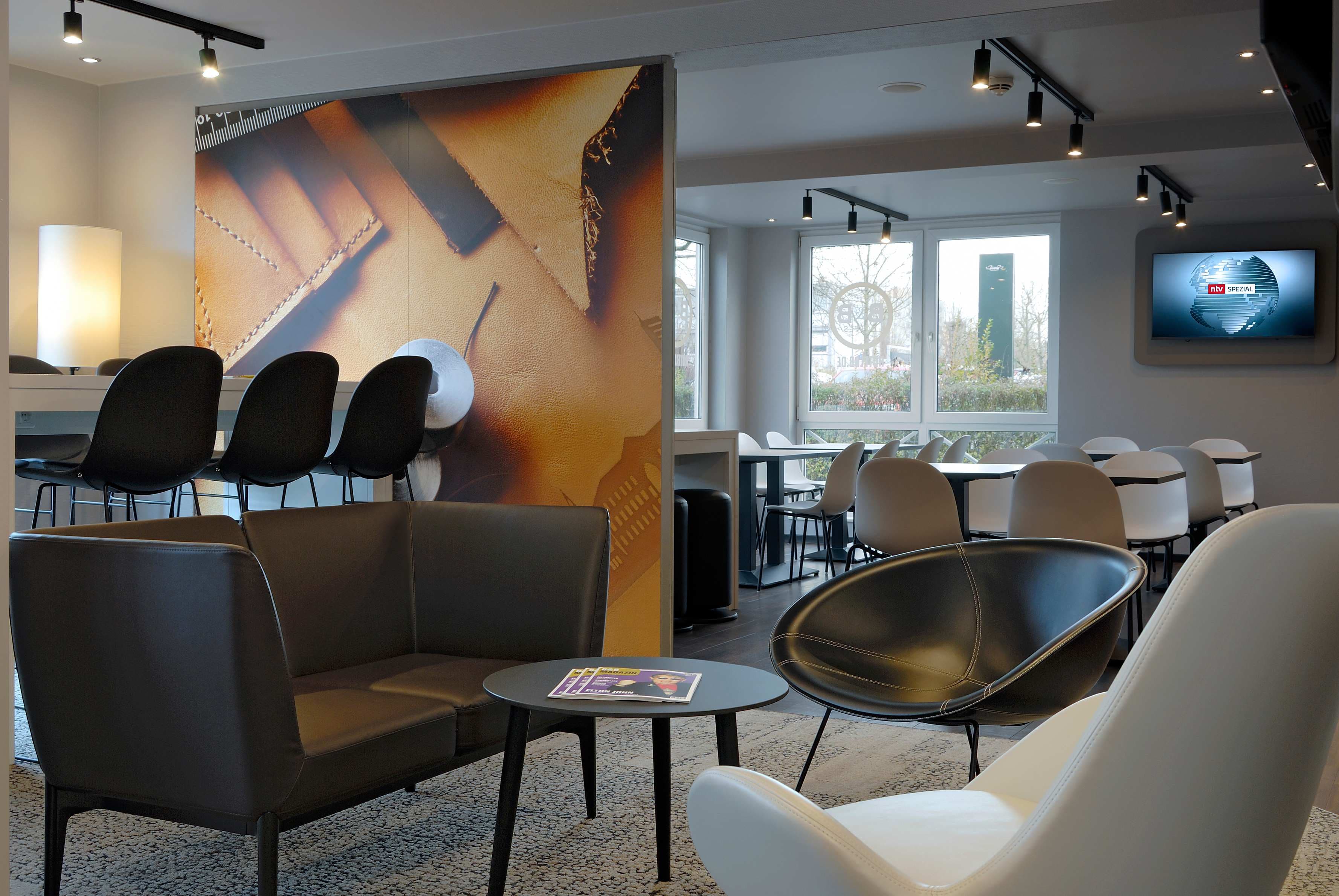 B&B HOTEL Offenbach-Süd Ansicht 8