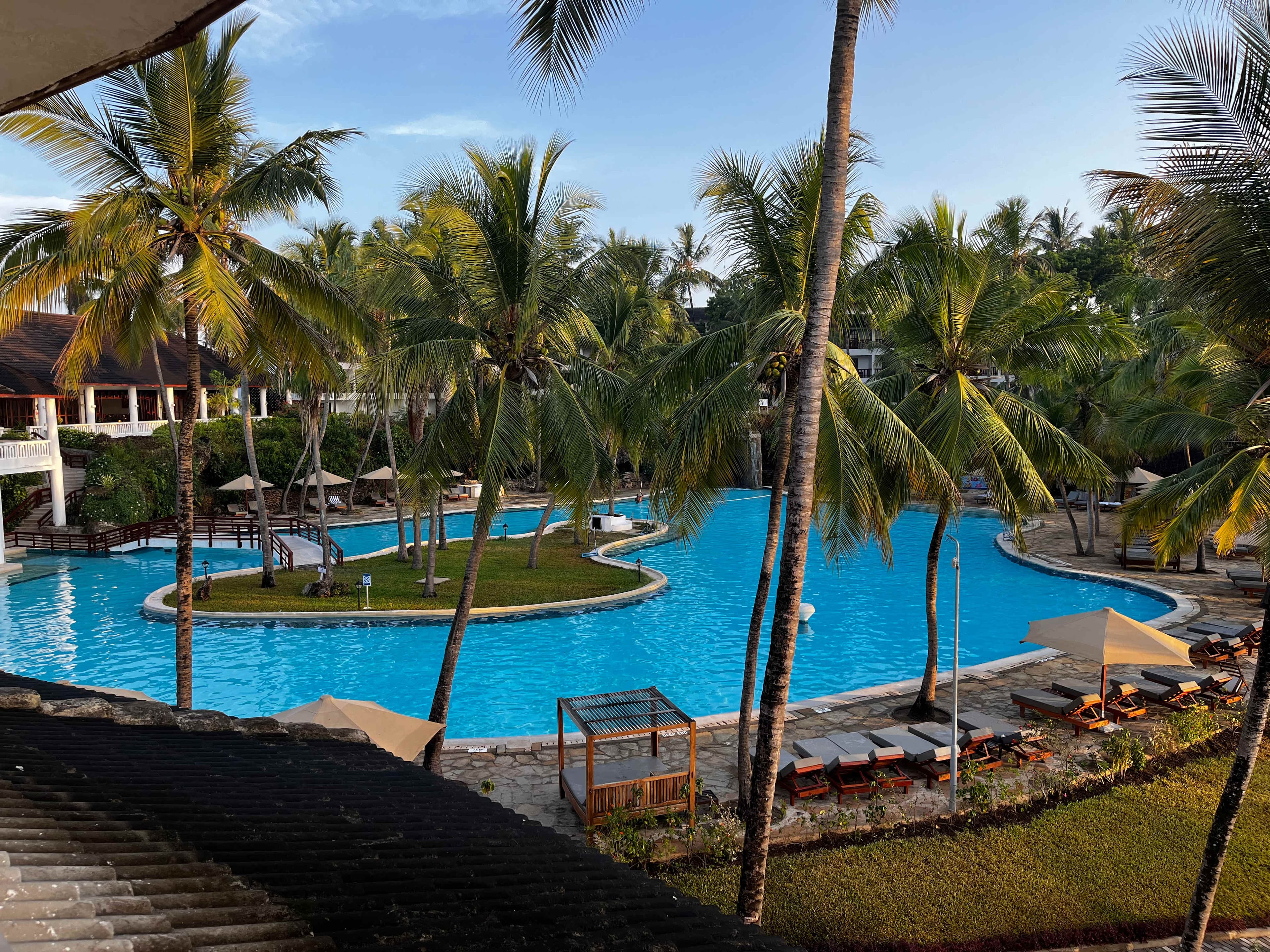 PrideInn Flamingo Beach Resort & Spa Ansicht 8
