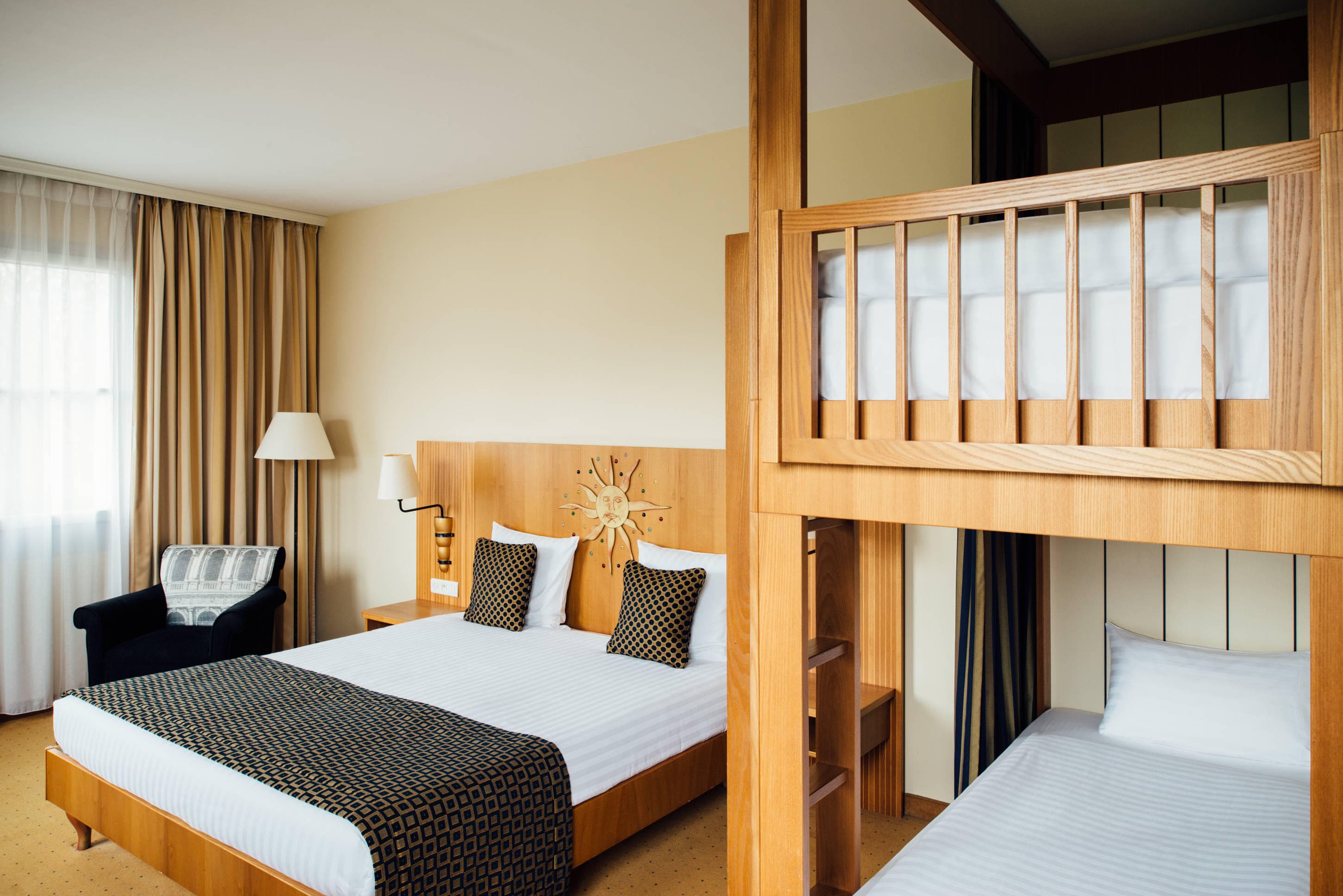 Dream Castle Hotel Marne La Vallee Ansicht 4