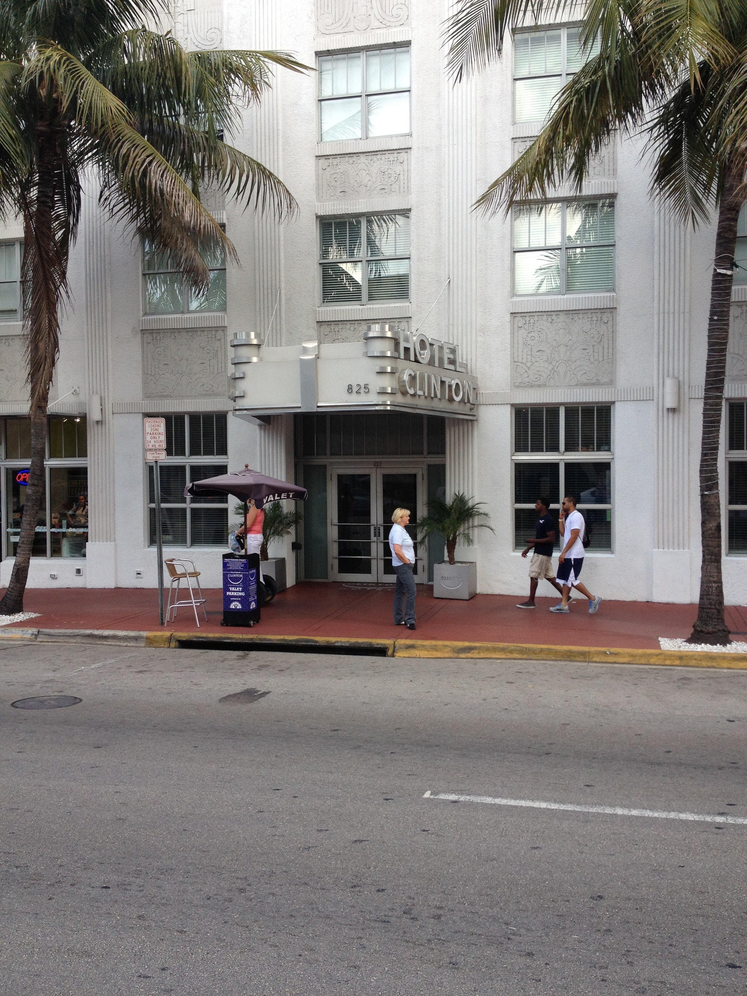 Hotel Clinton