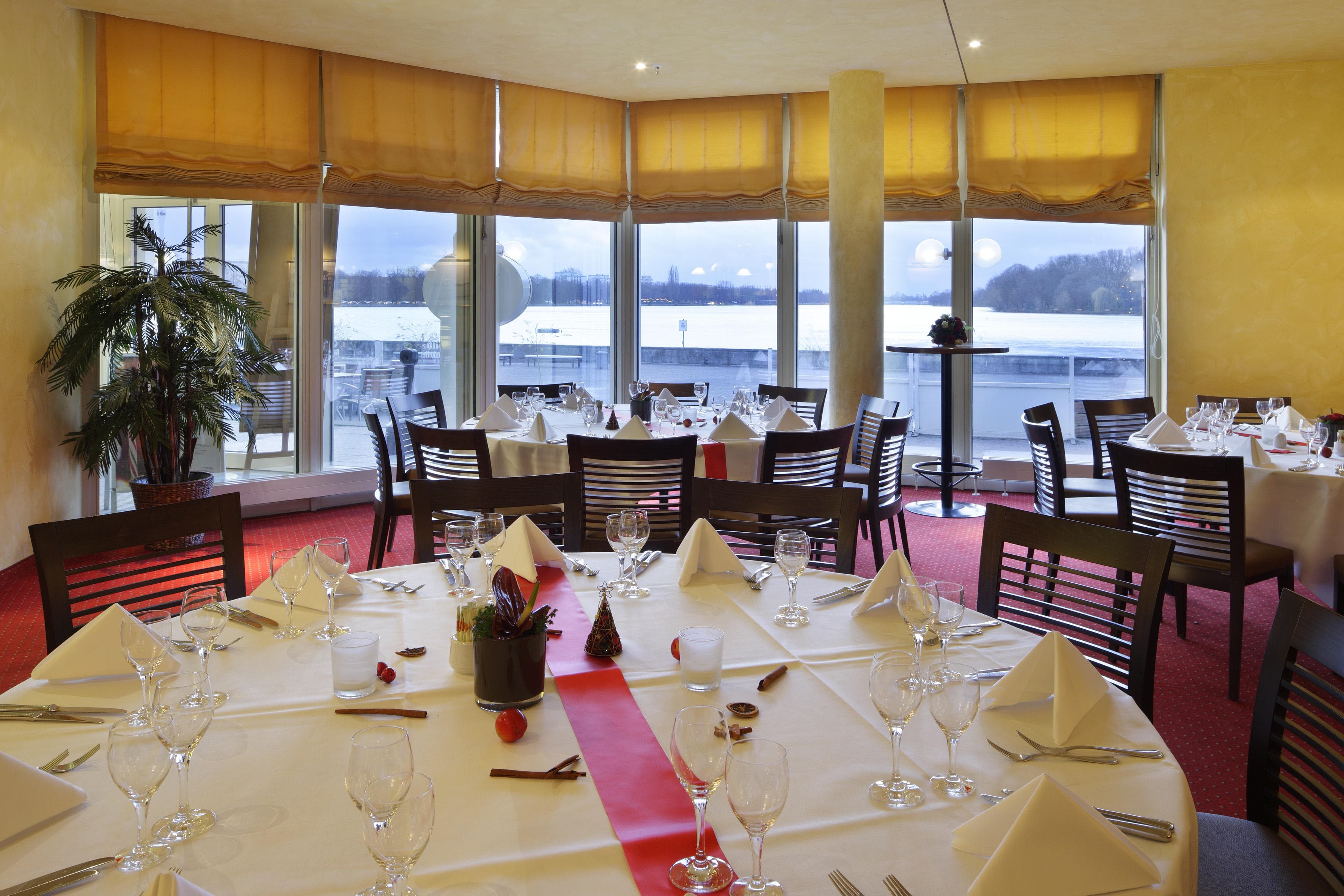 Courtyard by Marriott Hannover Maschsee Ansicht 7