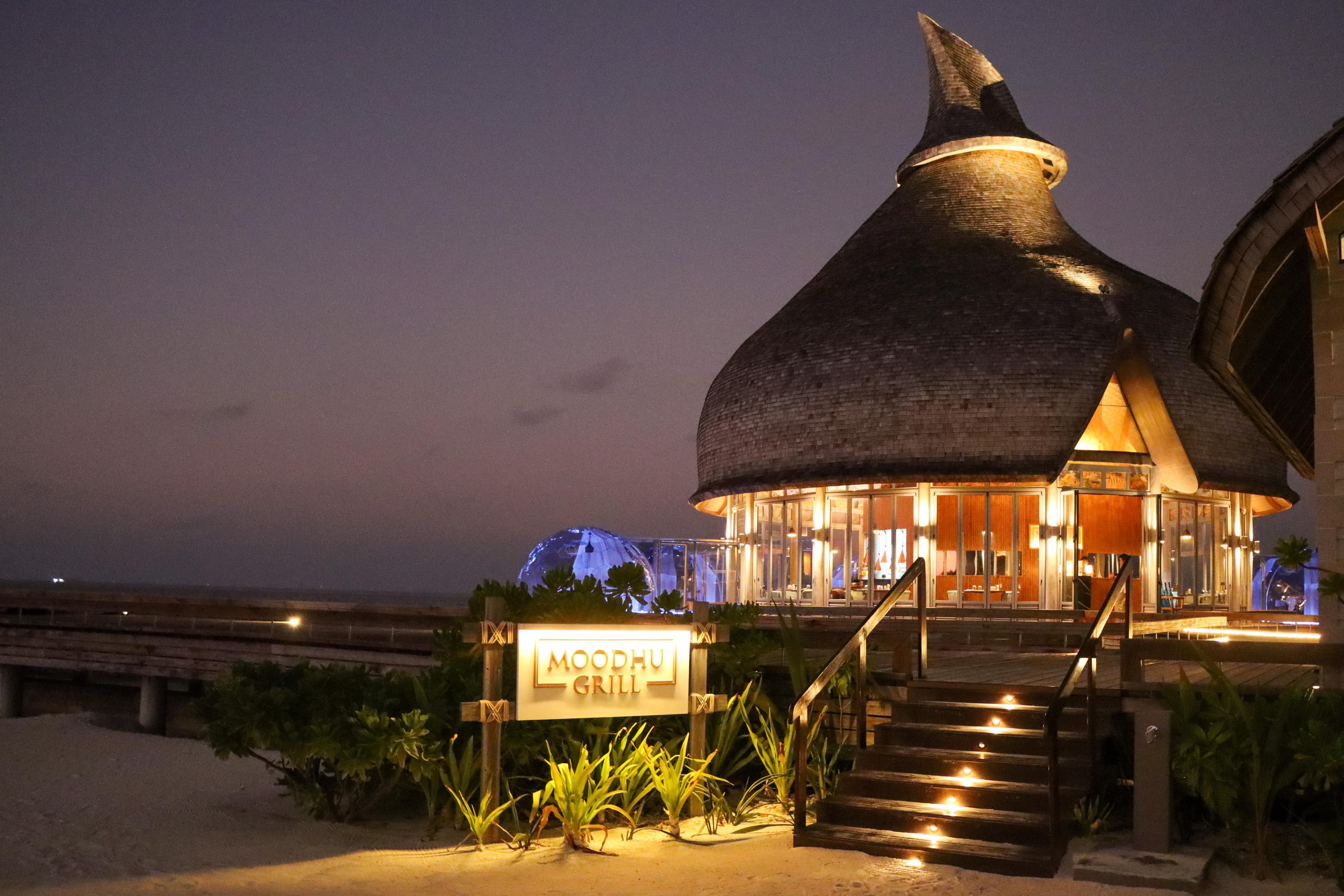 Outrigger Maldives Maafushivaru Resort Ansicht 8