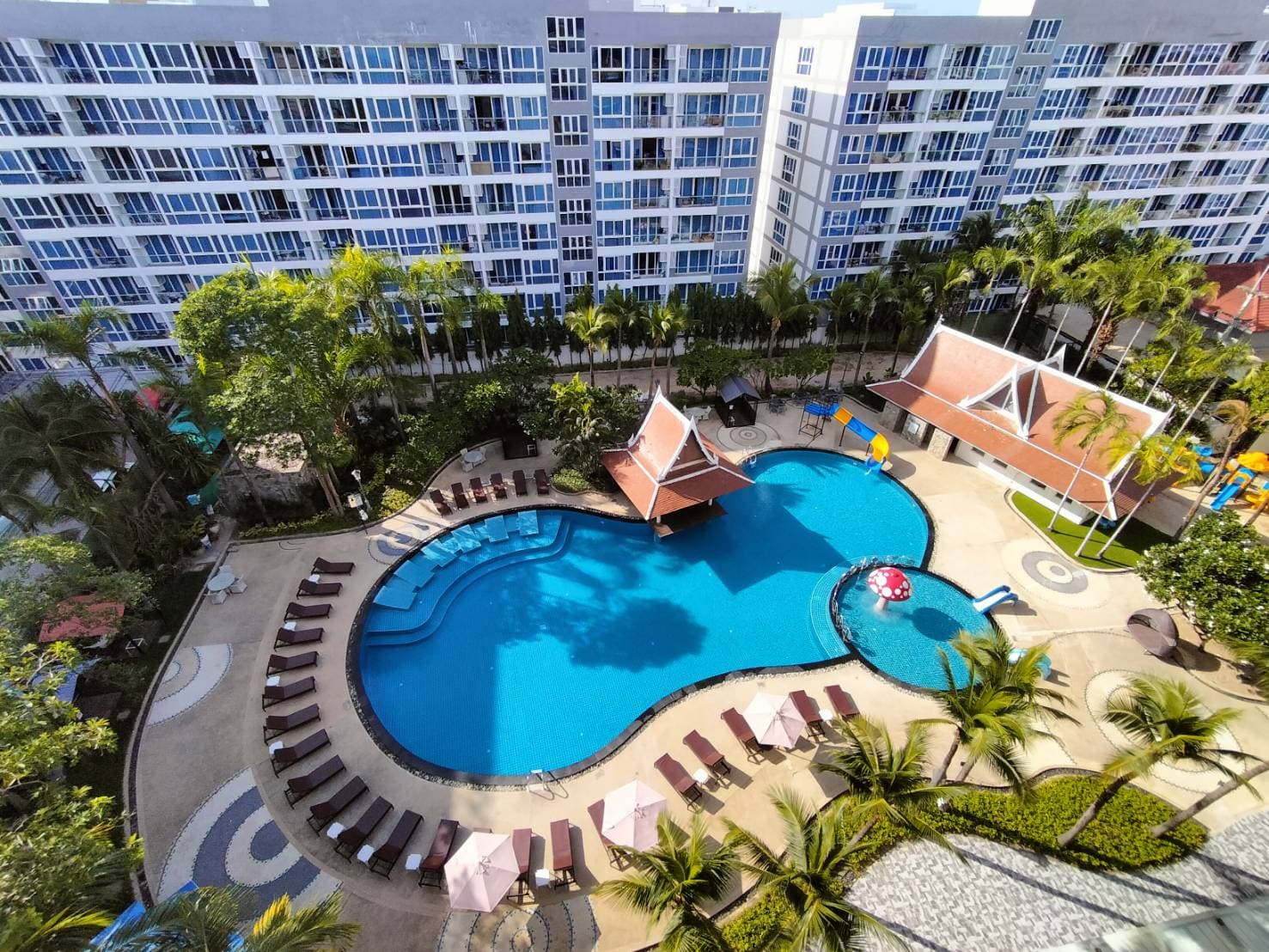 Heeton Concept Hotel Pattaya by Compass Hospitality Ansicht 2
