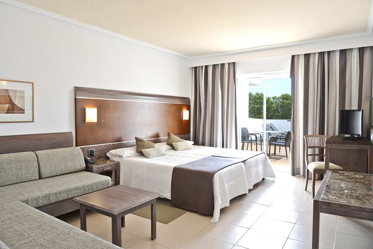 FERGUS Club Font de Sa Cala Beach Ansicht 4