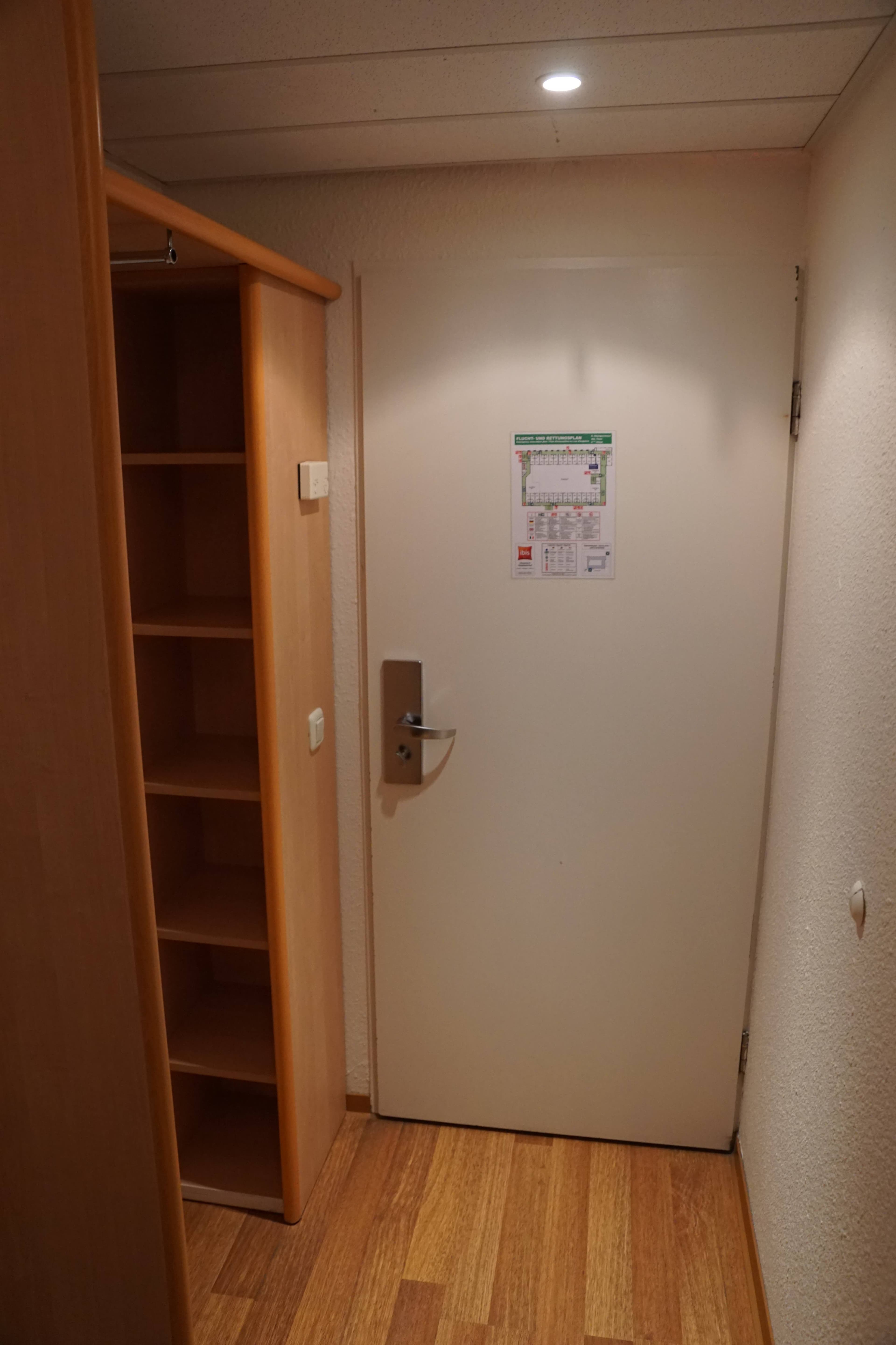 Hotel Ibis Düsseldorf Hauptbahnhof Ansicht 10