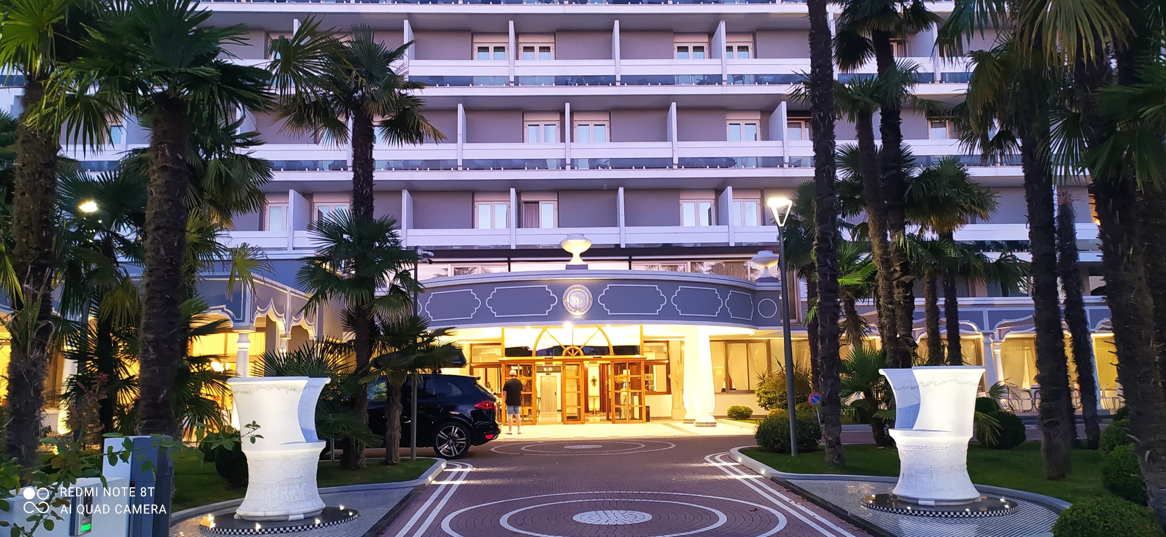 Hotel Metropole Terme Ansicht 2