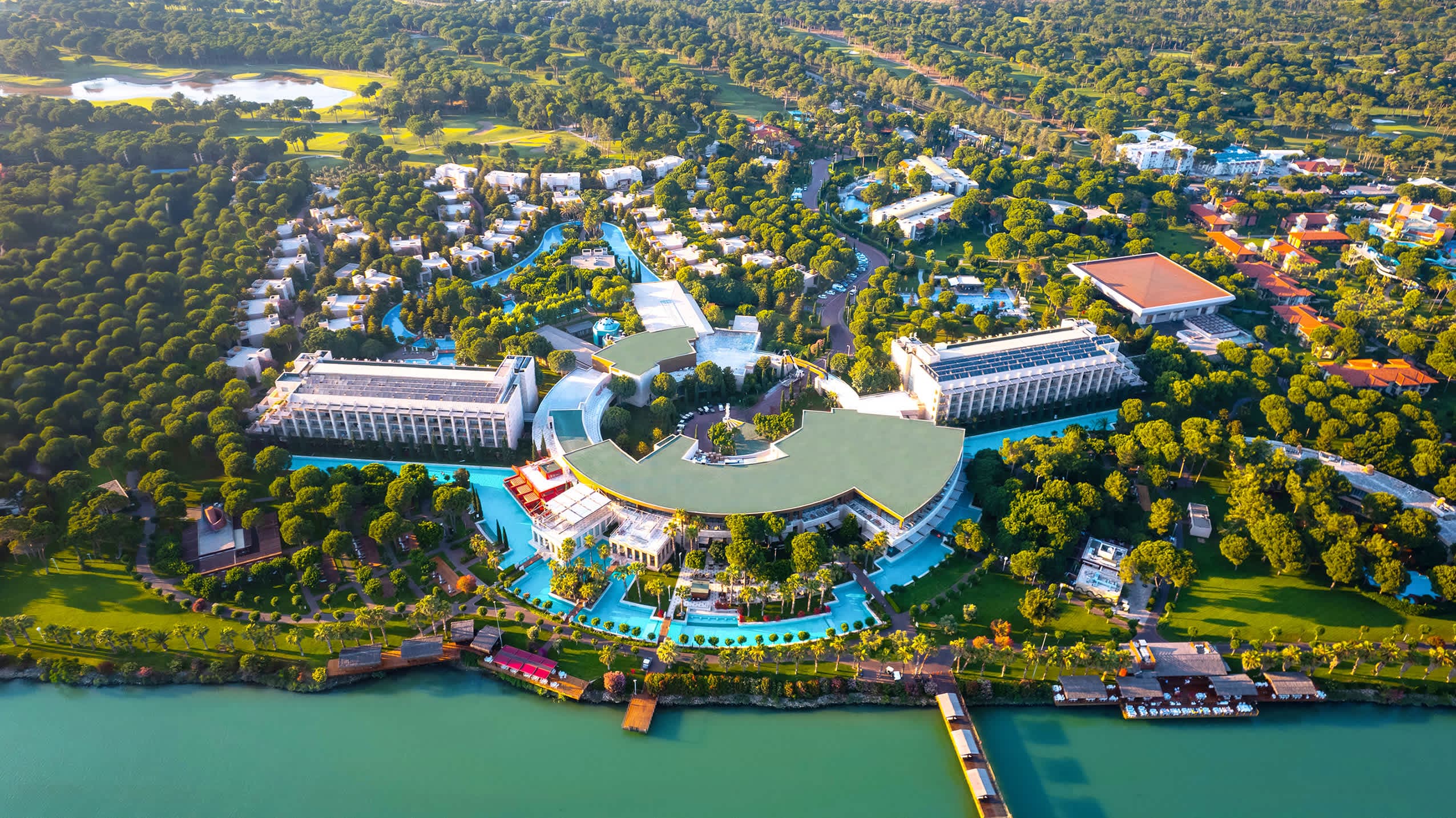 Gloria Serenity Resort Ansicht 2