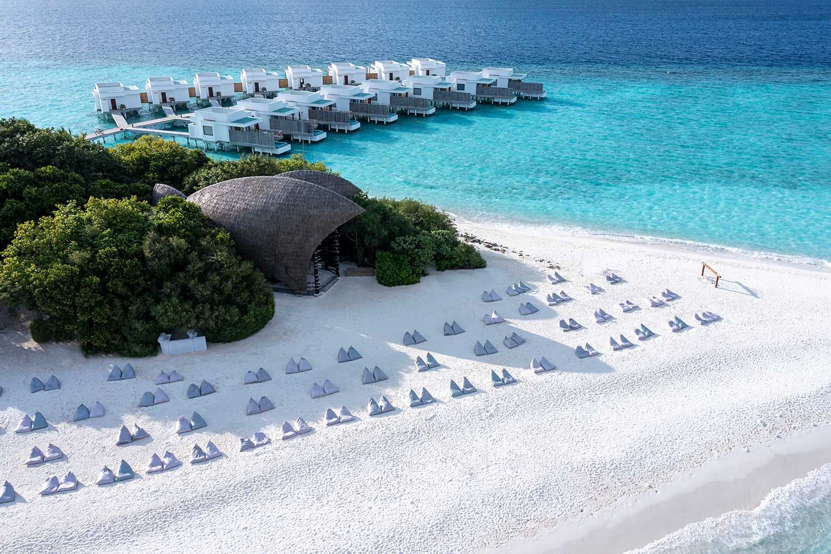 Niva Dhigali Maldives