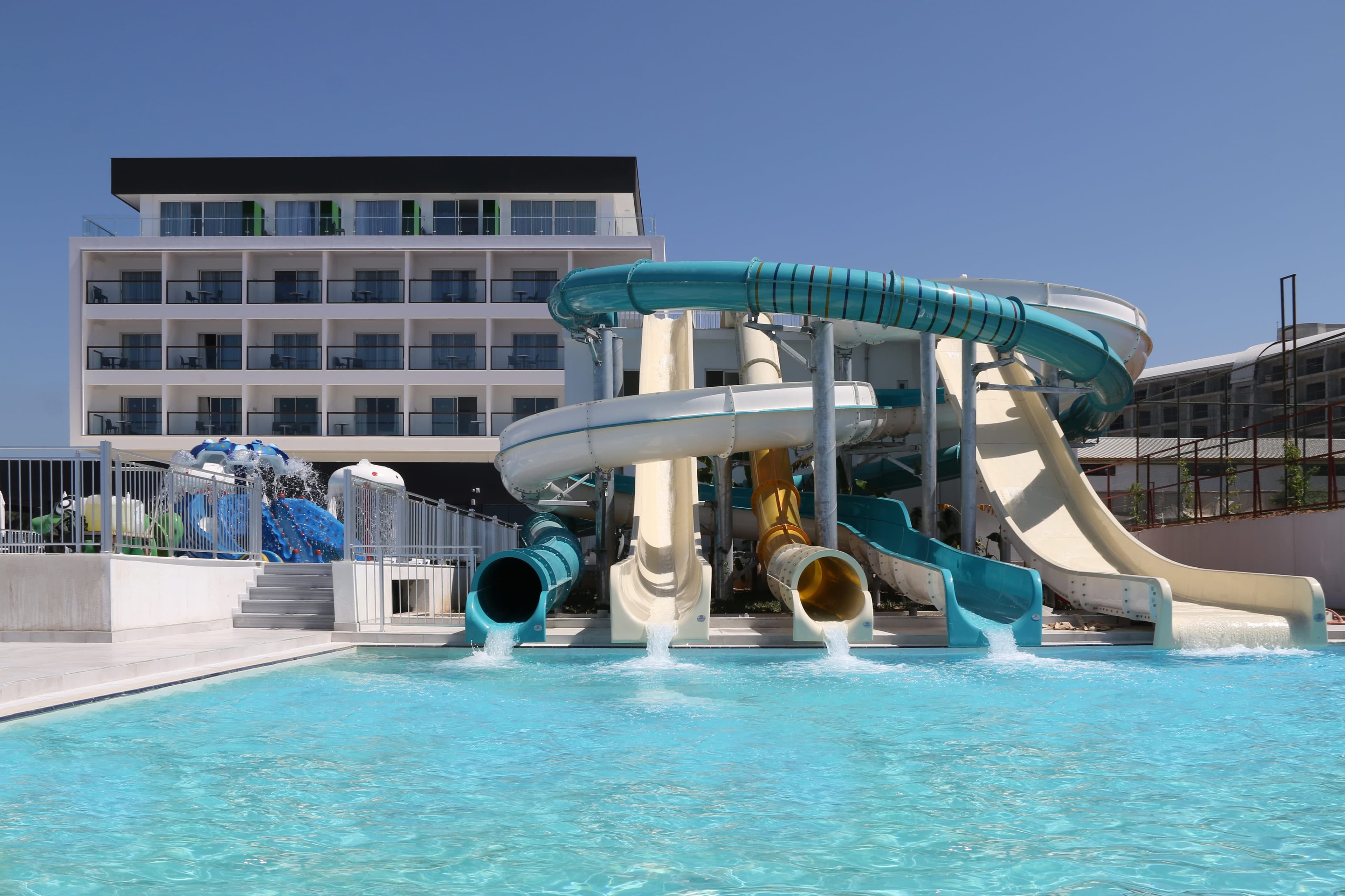 Lonicera West Hotel Ansicht 2