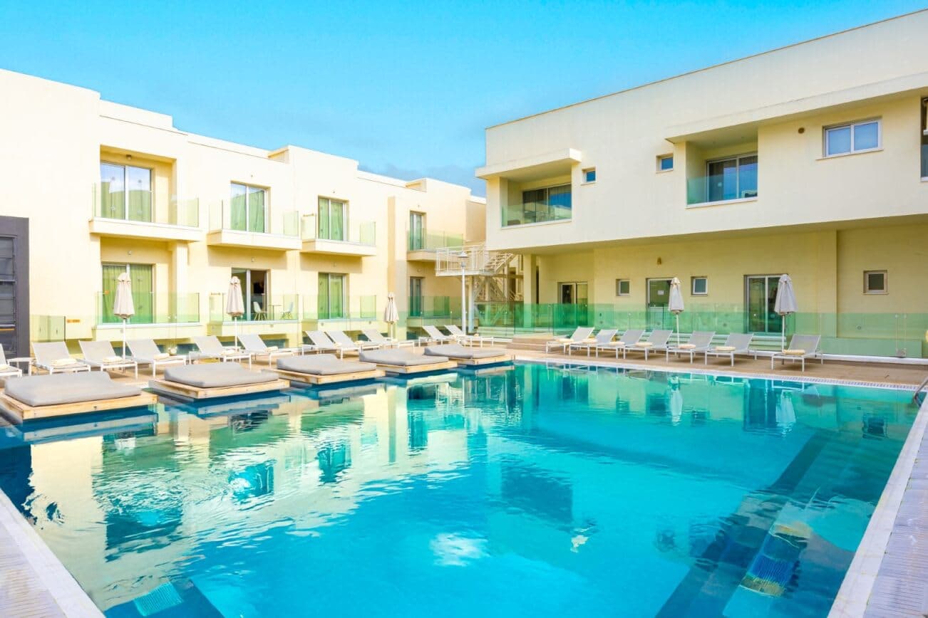 Melpo Antia Luxury Apartments & Suites Ansicht 4