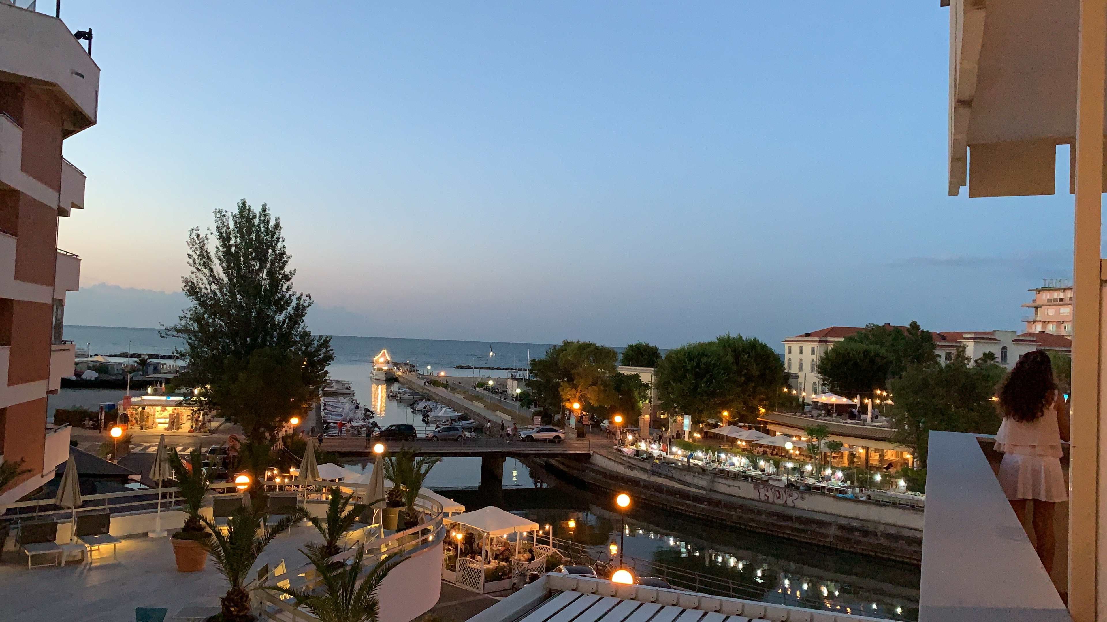Waldorf Palace Hotel Ansicht 8