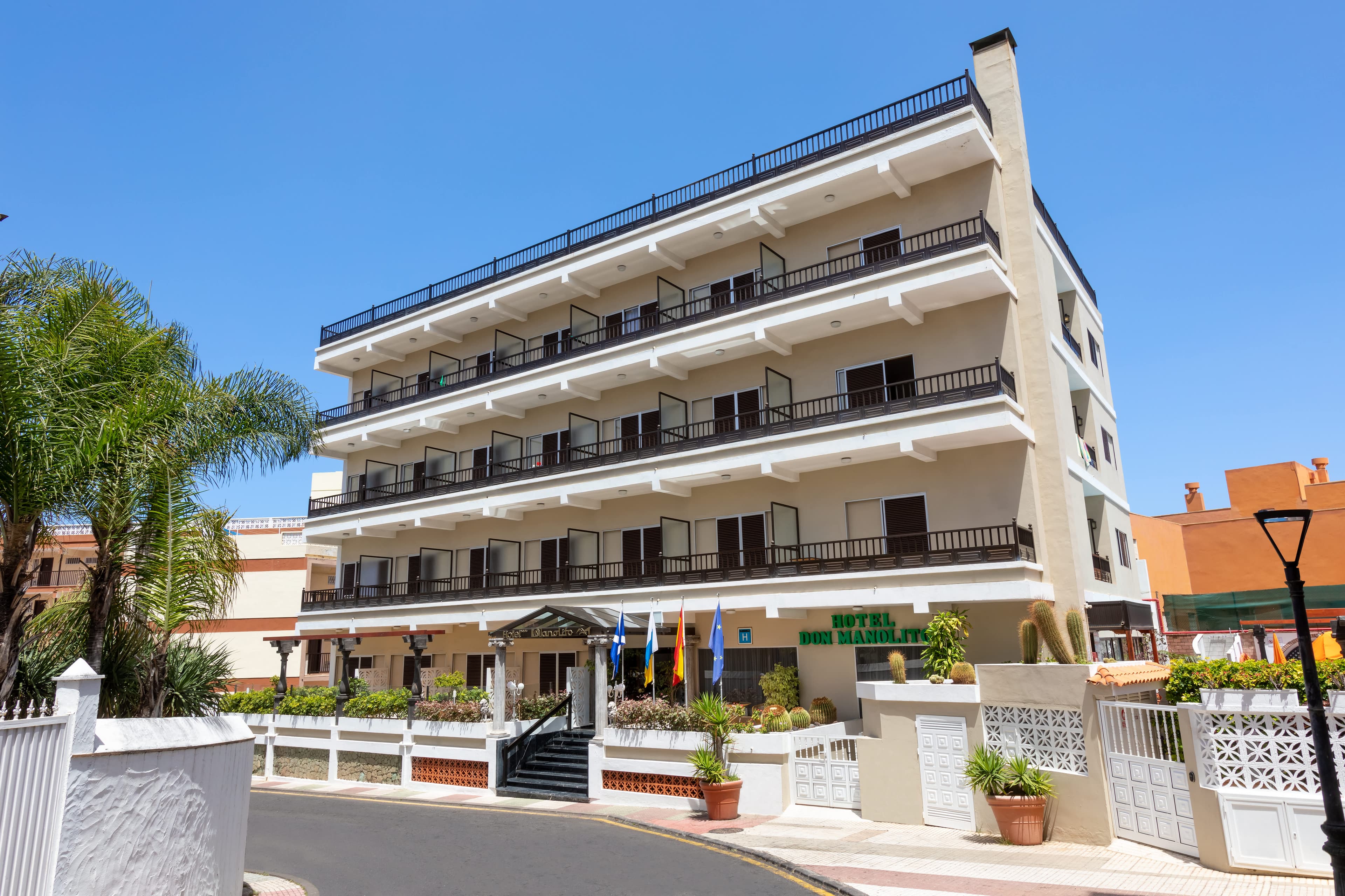 Hotel Don Manolito Ansicht 2