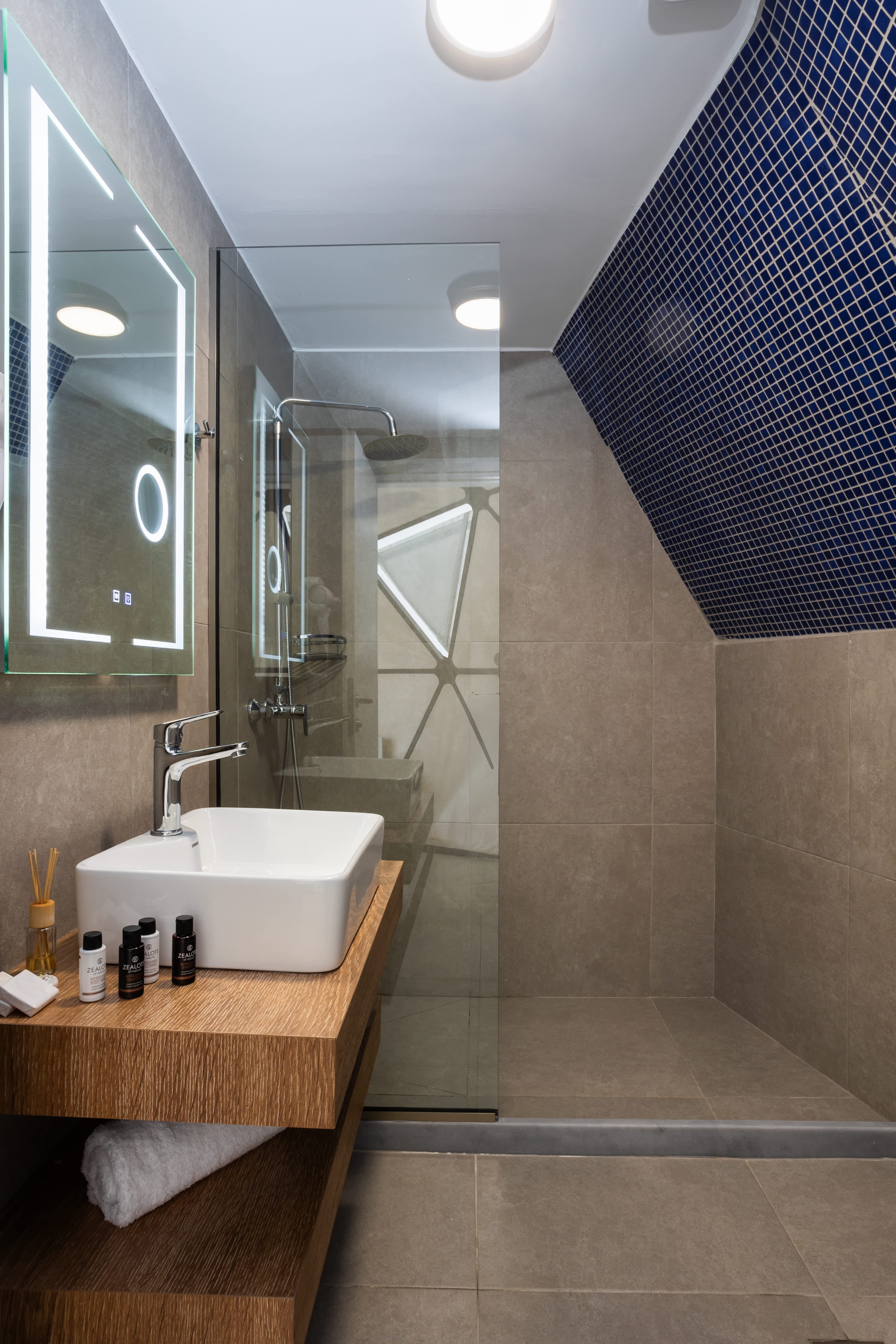 Emerald Oasis Glampotel Ansicht 5