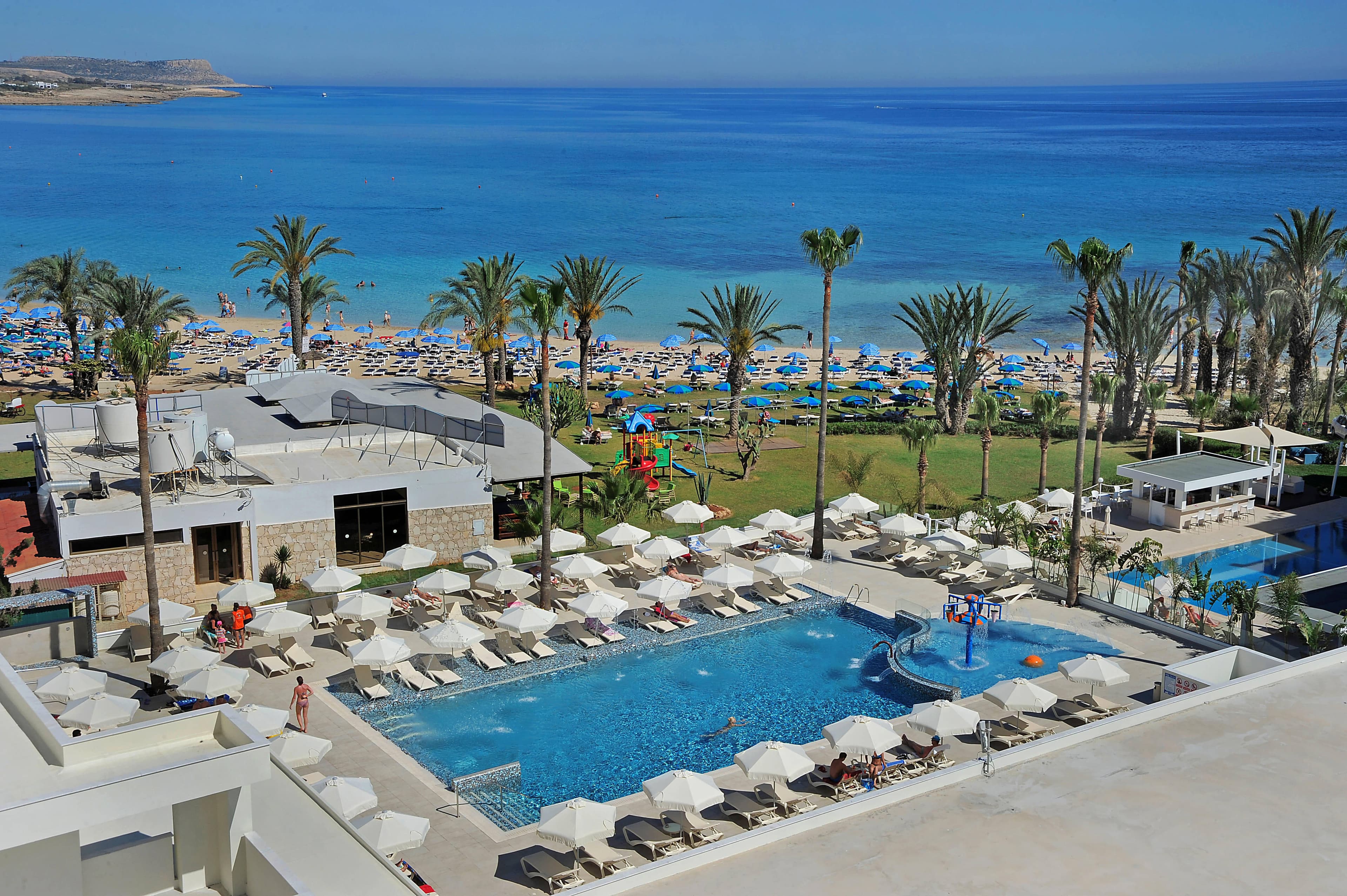 Hotel Nelia Beach
