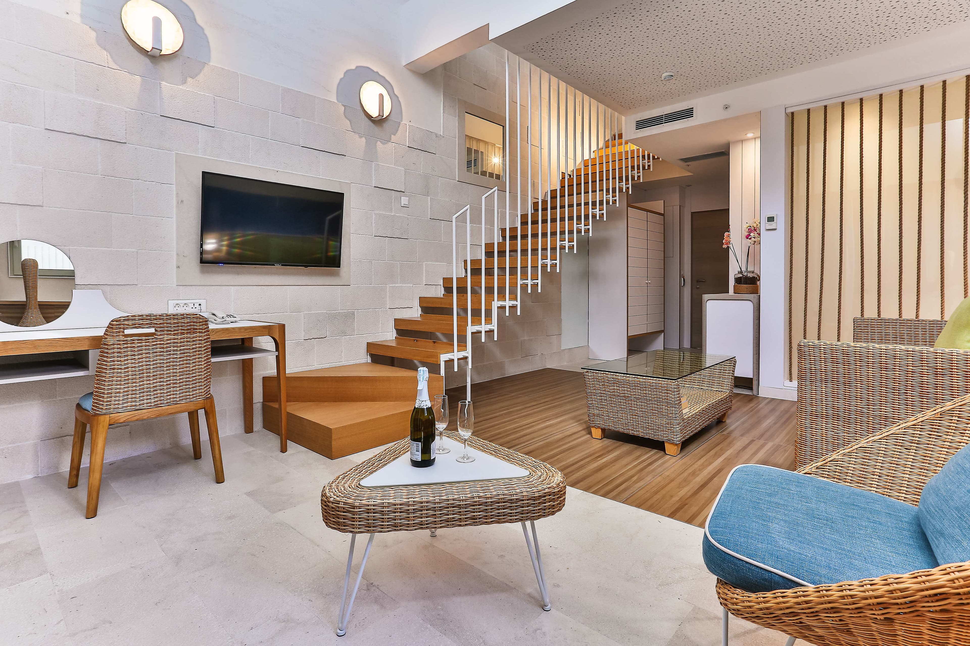 Carine Hotel Bijela Park Ansicht 5