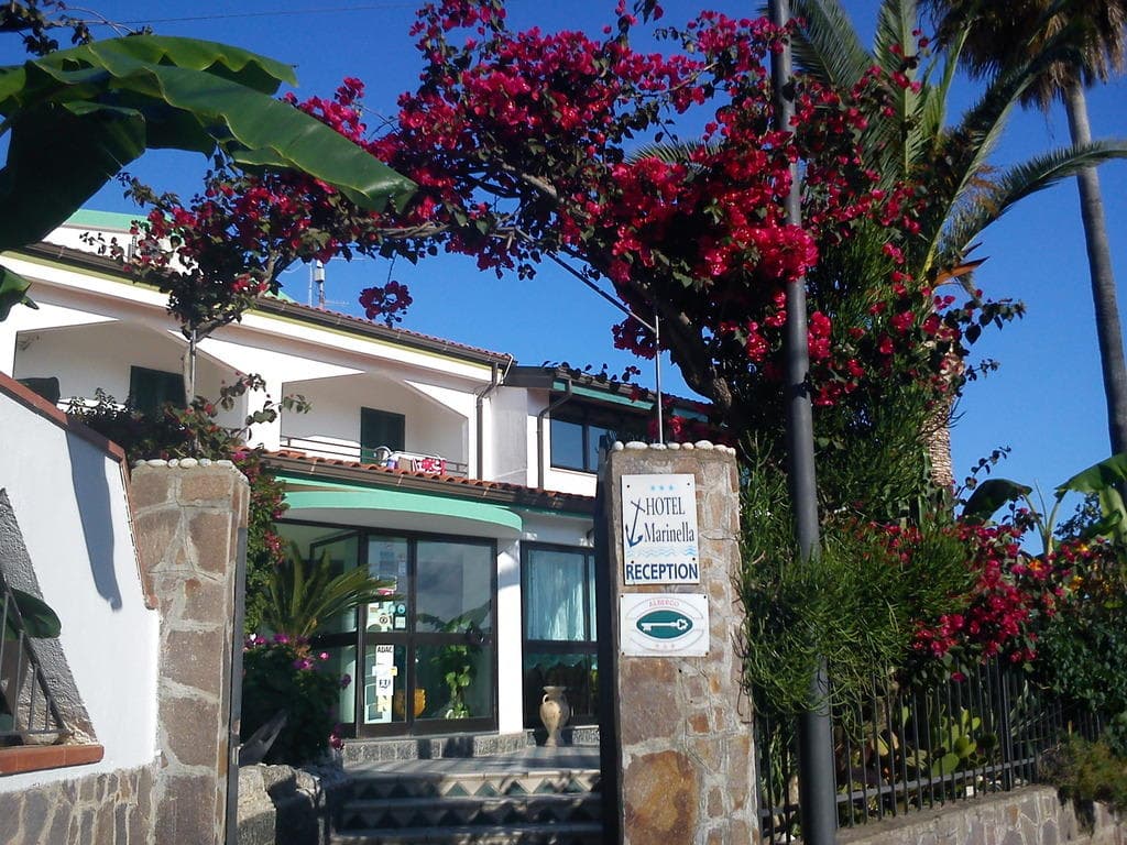 Hotel Marinella Ansicht 2