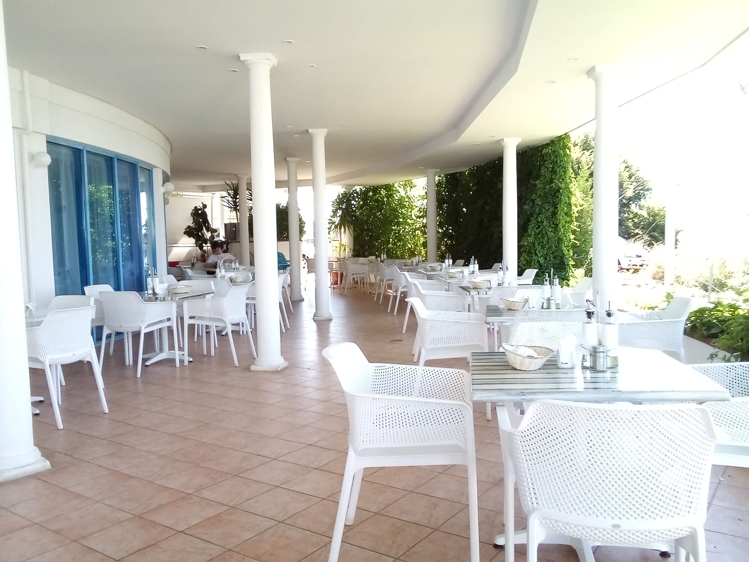 Hotel Sineva Beach Ansicht 9