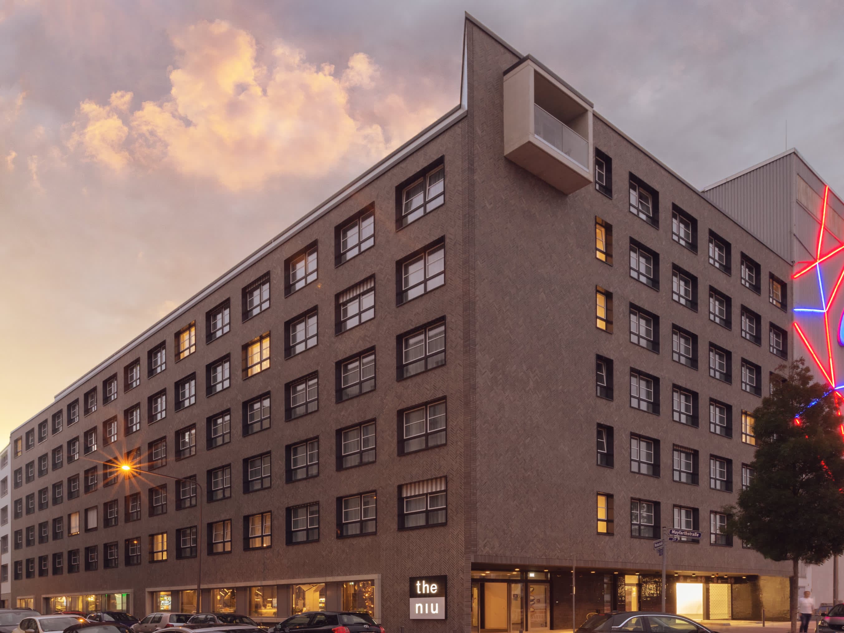 Holiday Inn – the niu, Coin Frankfurt Ostend Ansicht 2