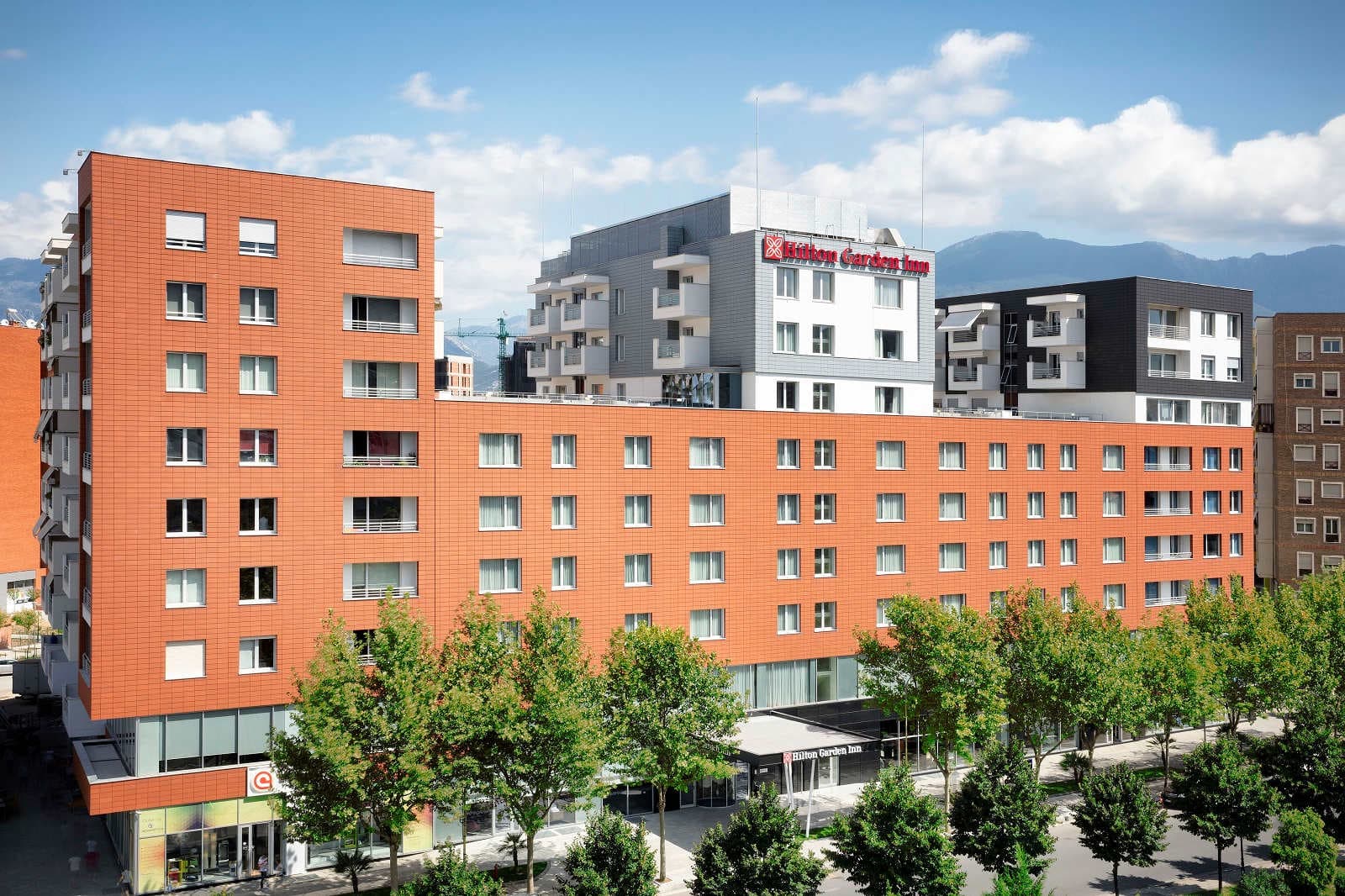 Hilton Garden Inn Tirana Ansicht 3