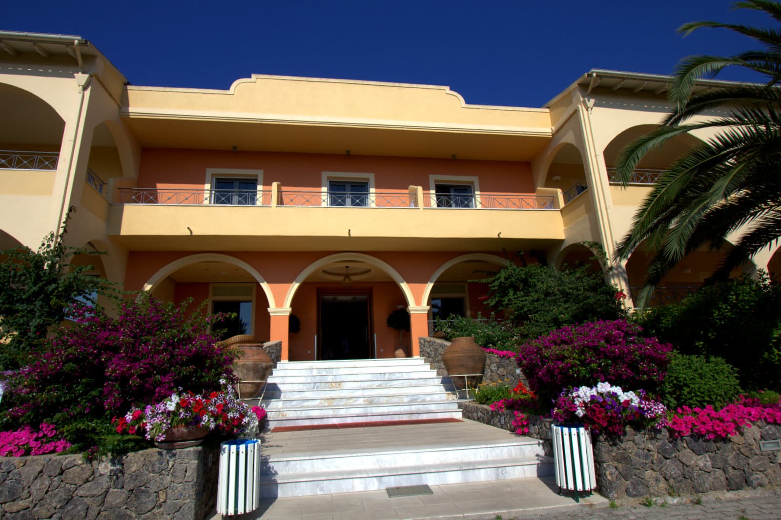 Art Hotel Debono Ansicht 2