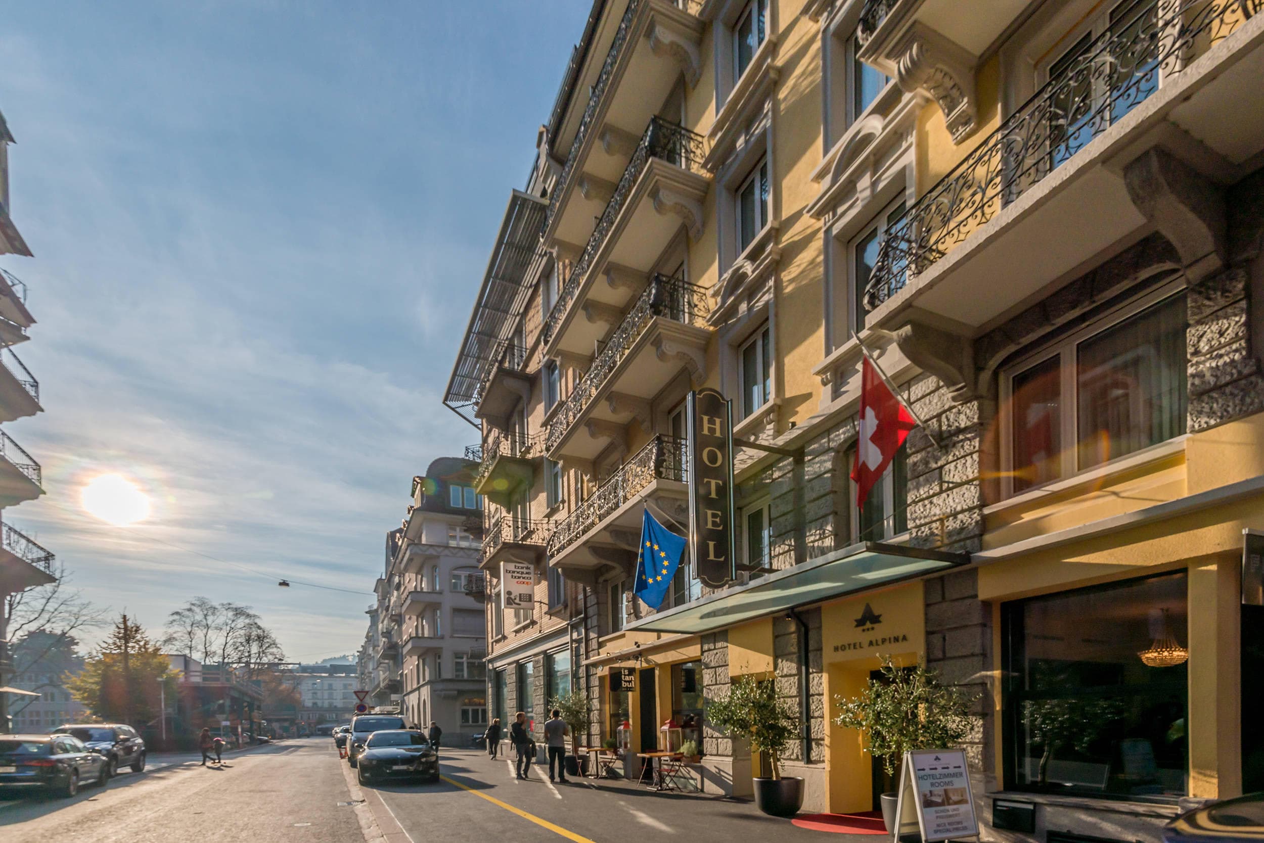 Hotel Alpina Luzern Ansicht 2
