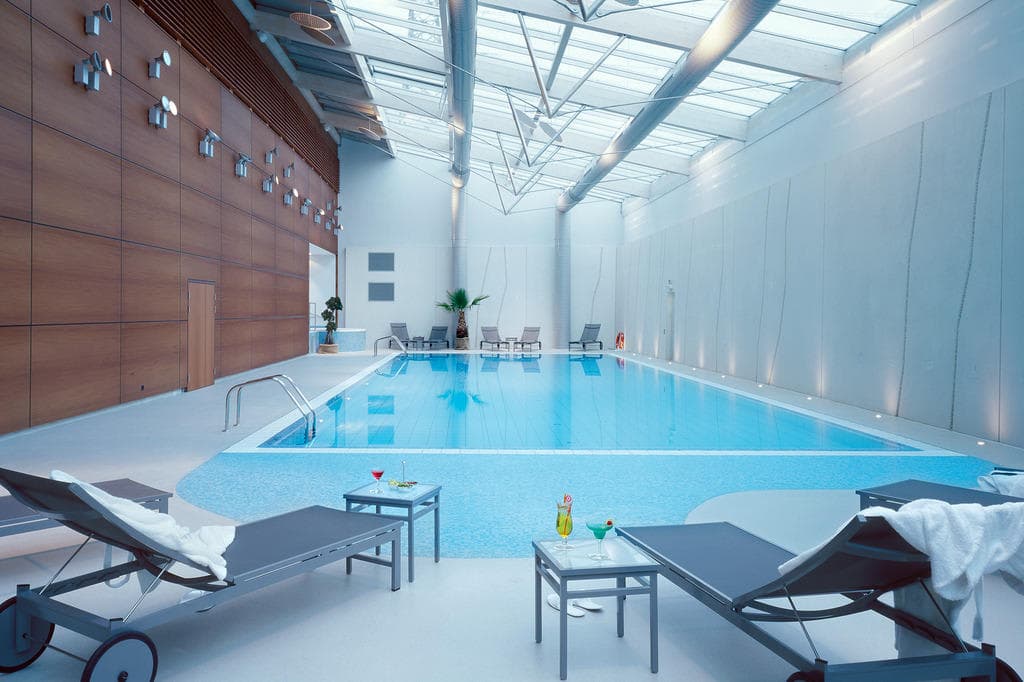 Hilton Geneva Hotel & Conference Centre Ansicht 7