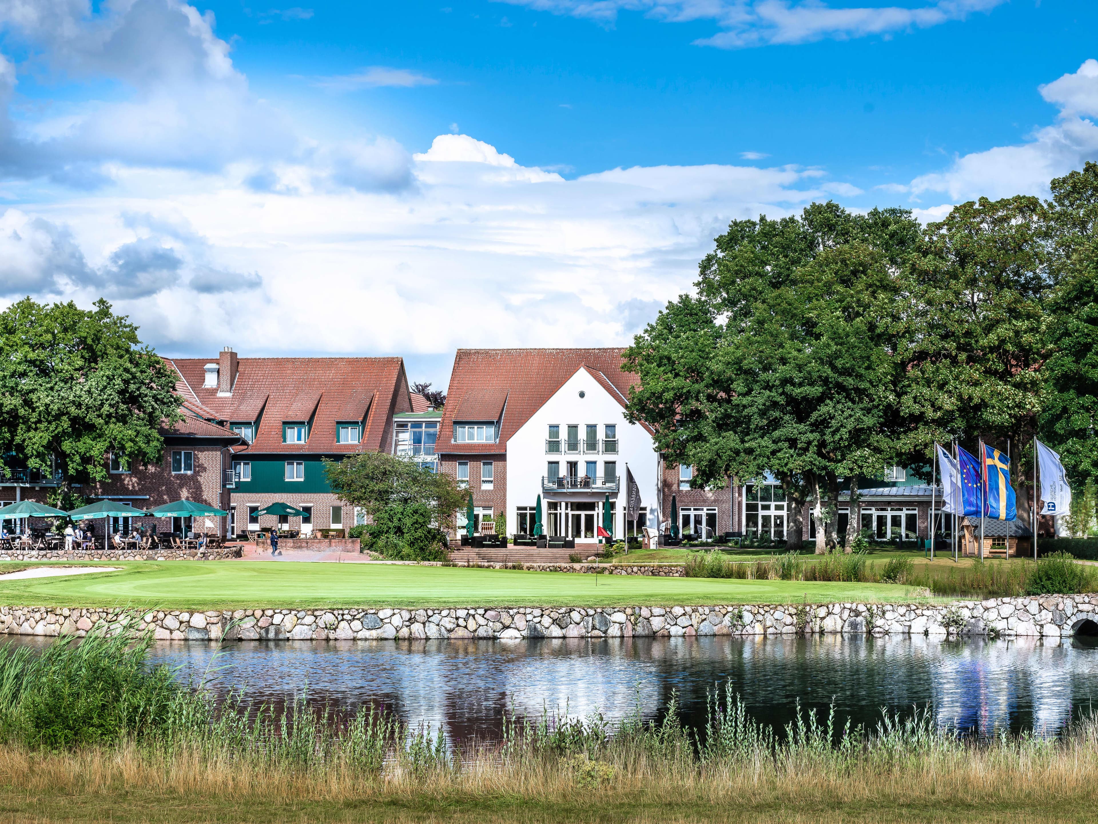 Steigenberger Hotel Treudelberg Ansicht 3