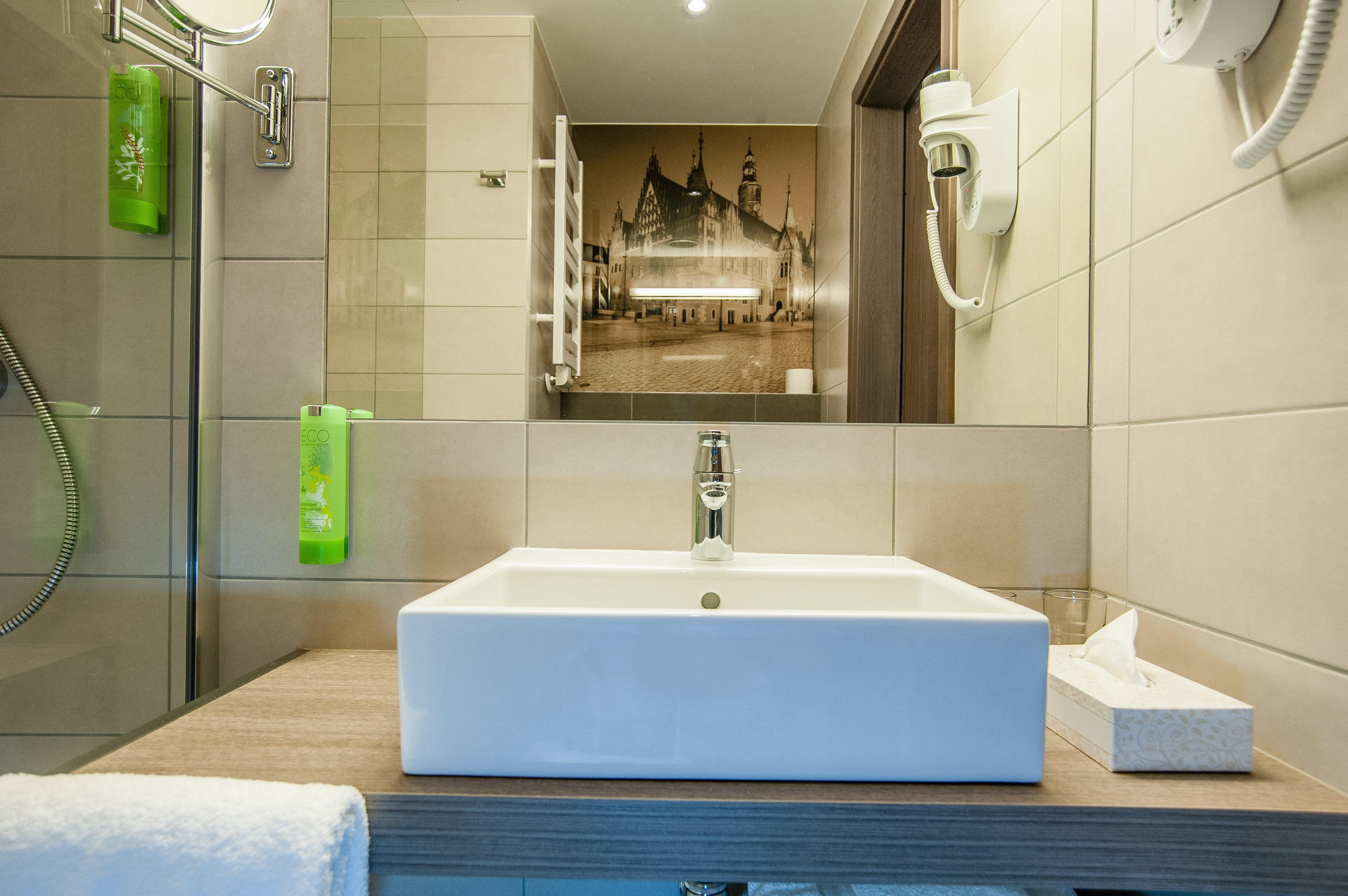 Q Hotel Plus Wrocław Ansicht 5