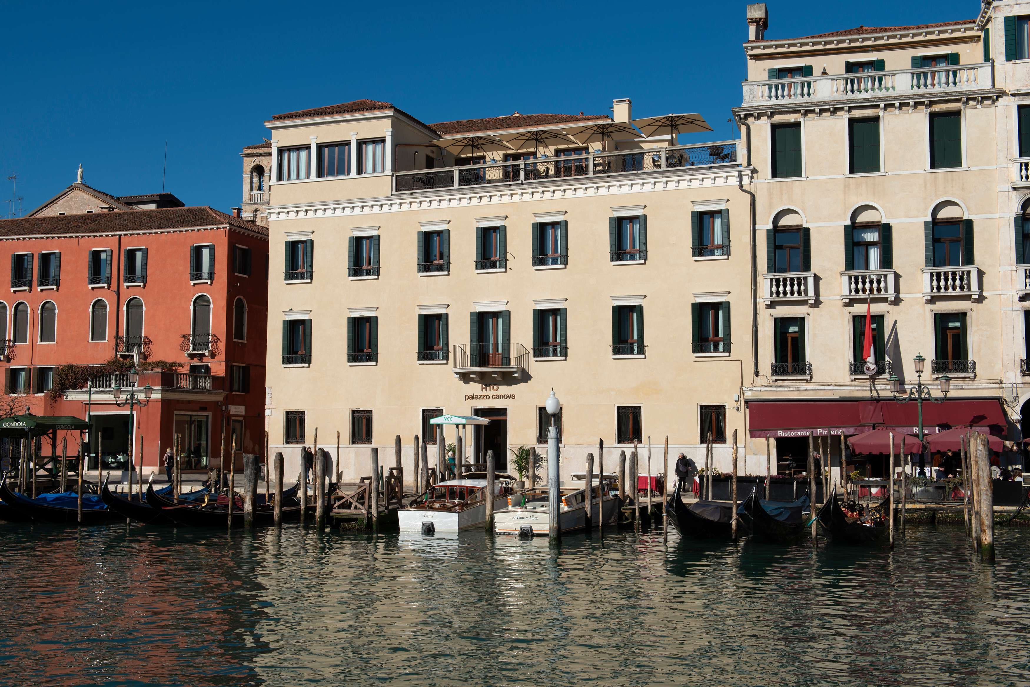 H10 Palazzo Canova Ansicht 2