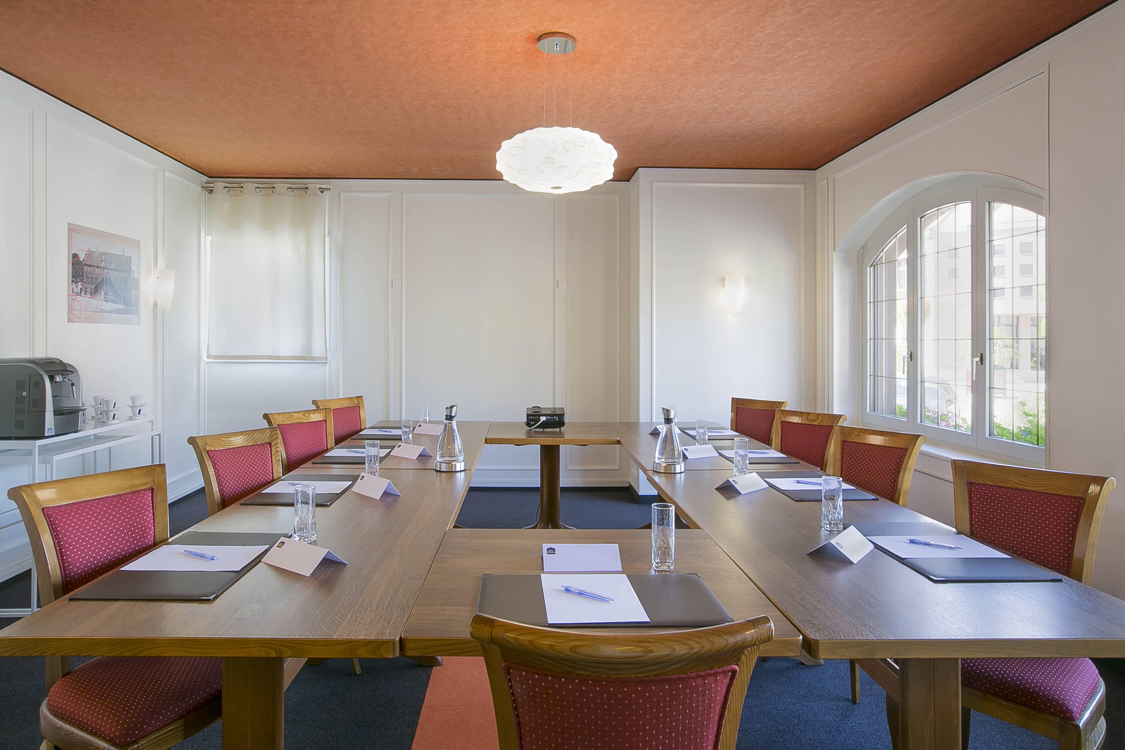 Best Western Hotel Au Cheval Blanc Mulhouse Nord Ansicht 3