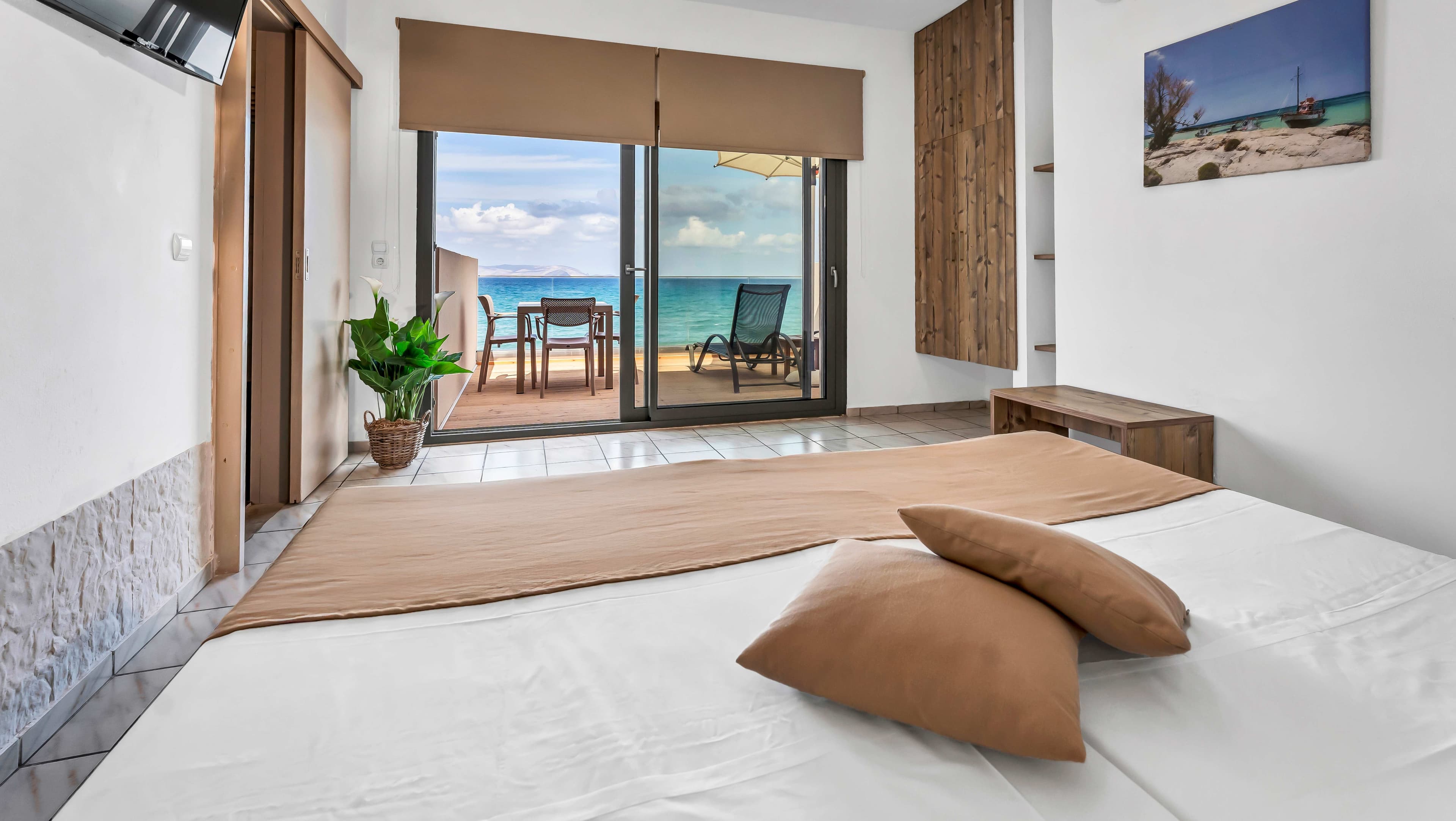 Almare Beach Hotel Ansicht 5