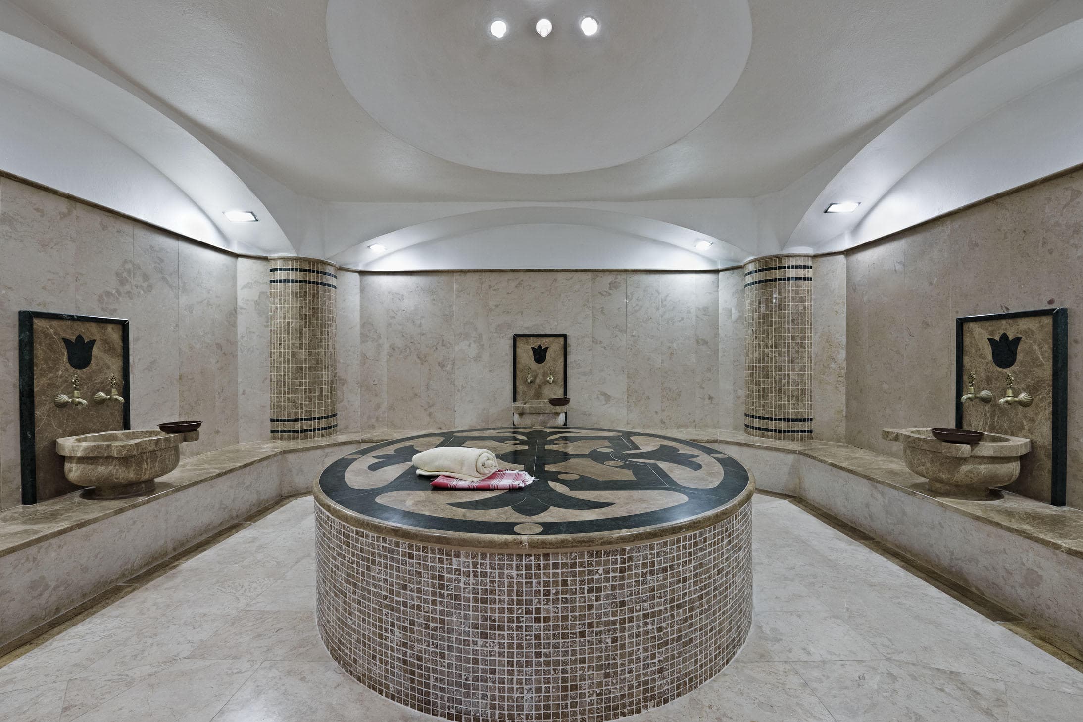 Ambassador Hotel Ansicht 6