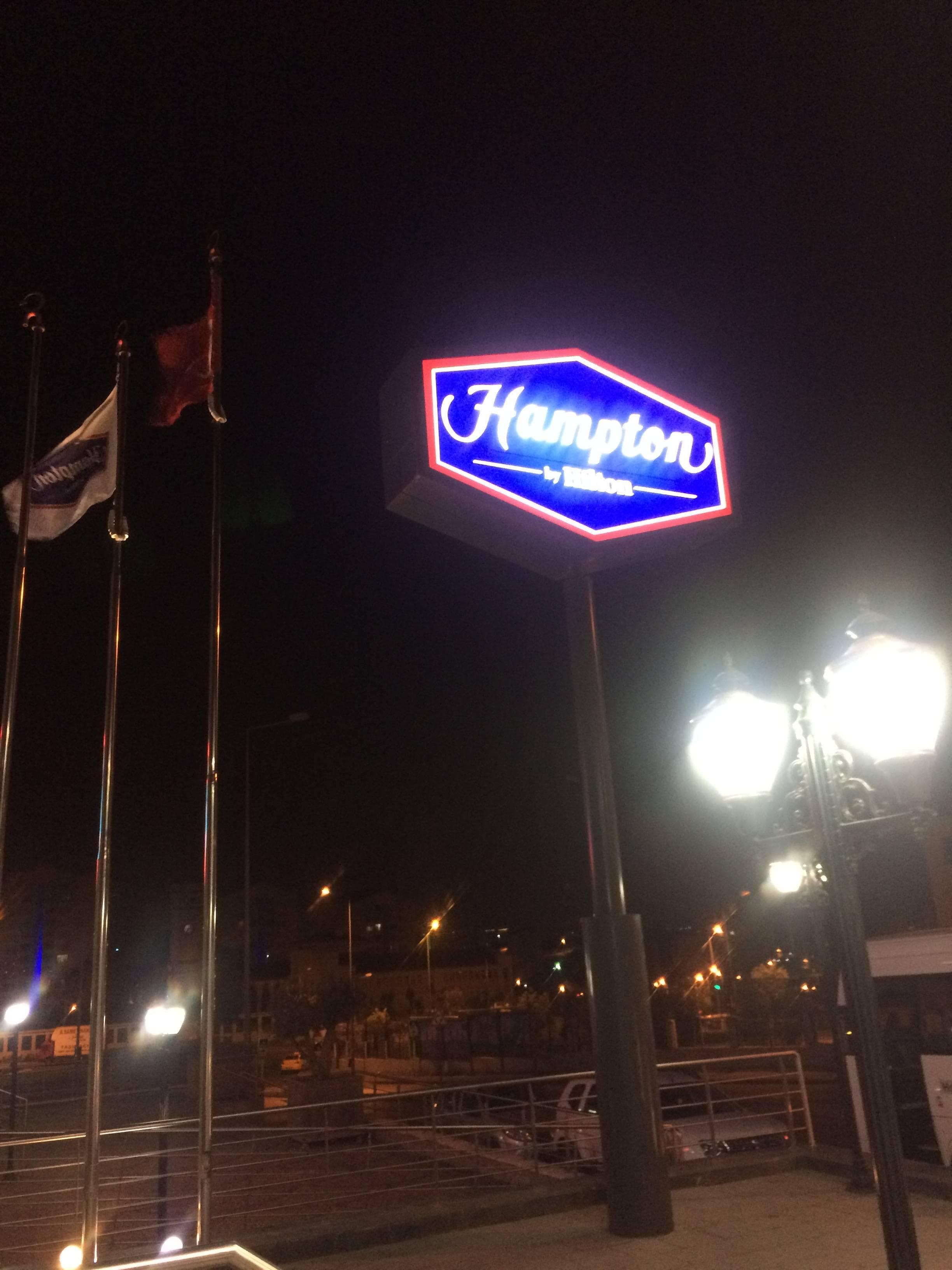 Hampton by Hilton Istanbul Kayasehir Ansicht 2