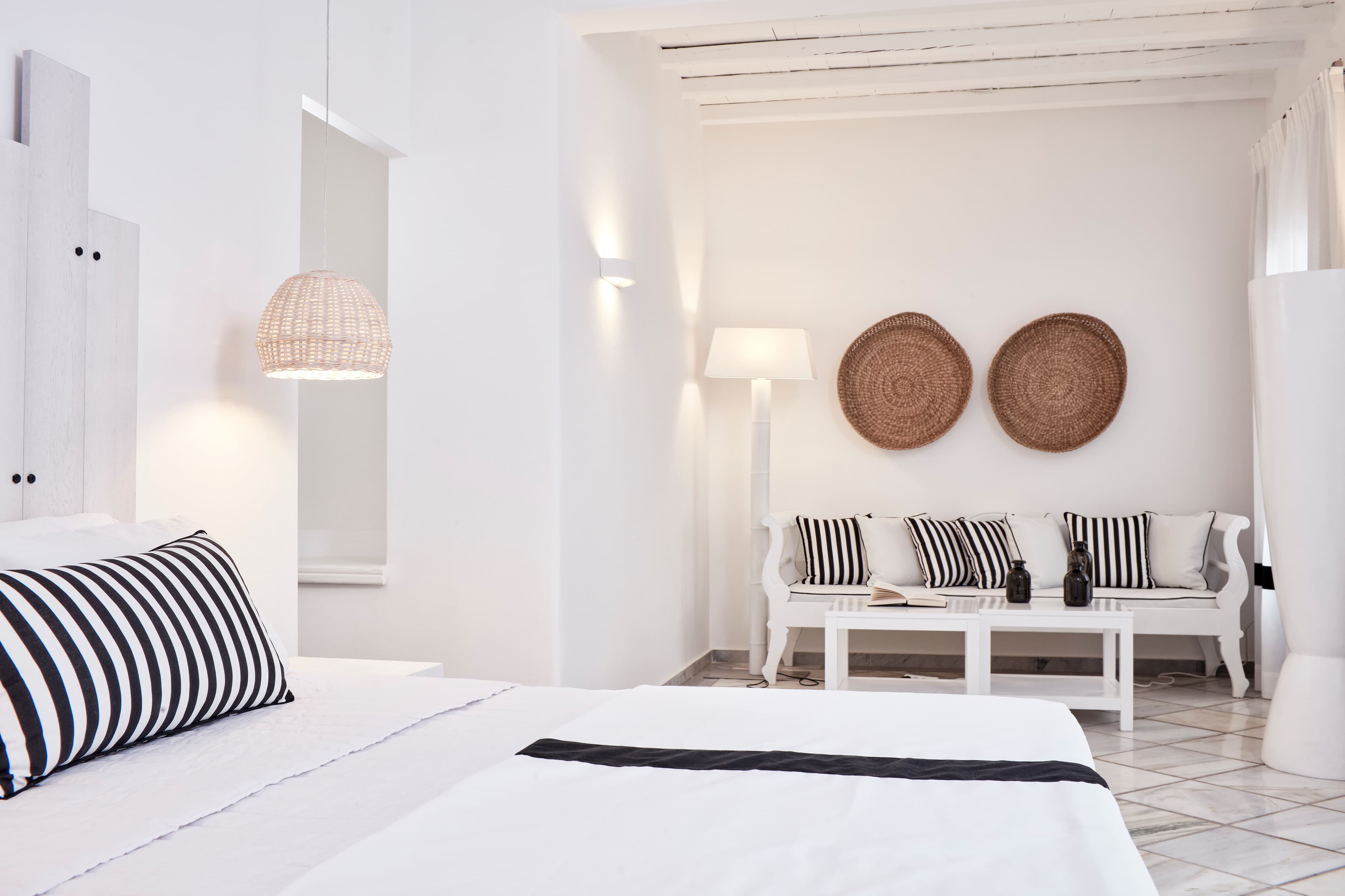 Mr. and Mrs. White Paros Ansicht 3