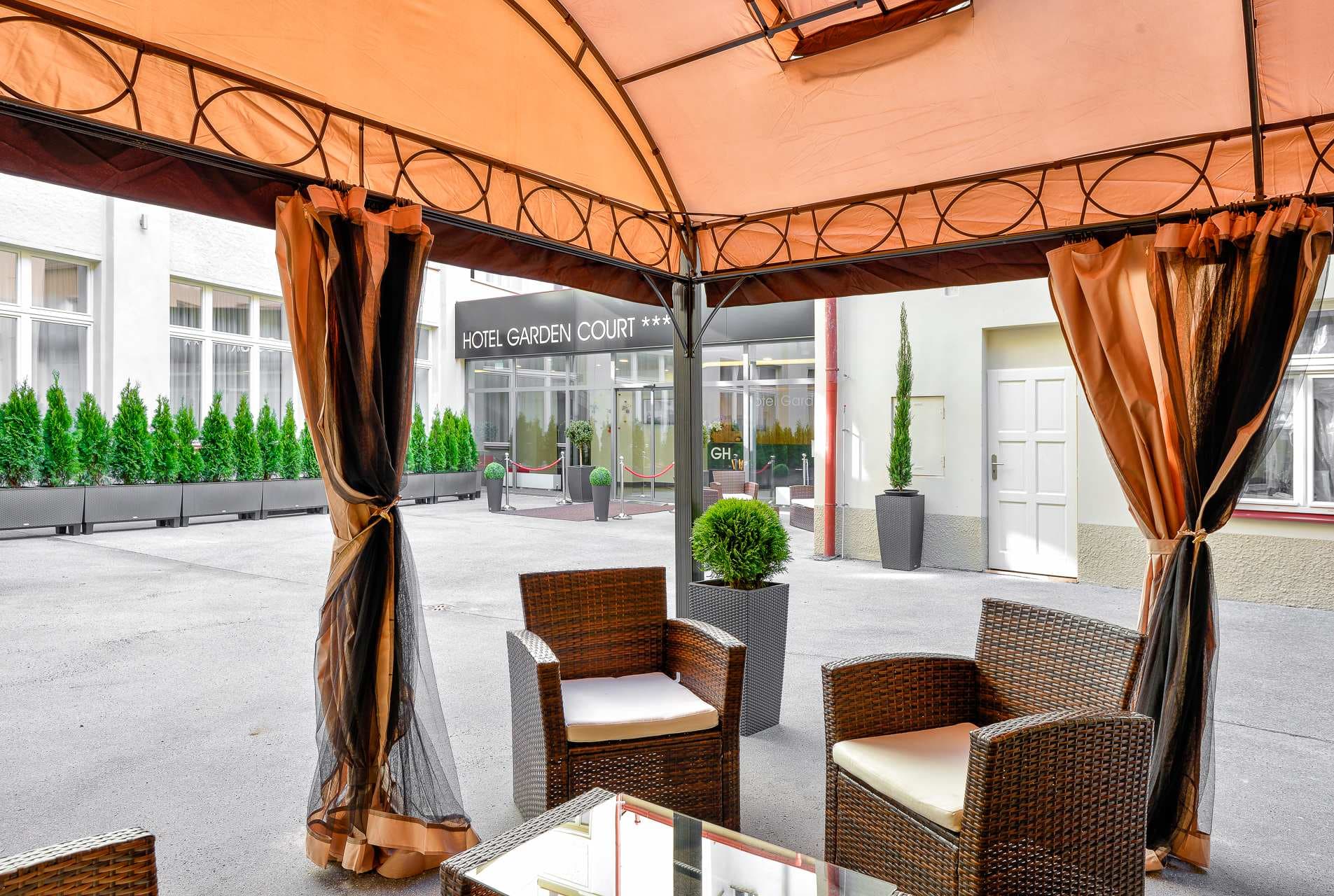 Hotel Garden Court Ansicht 5