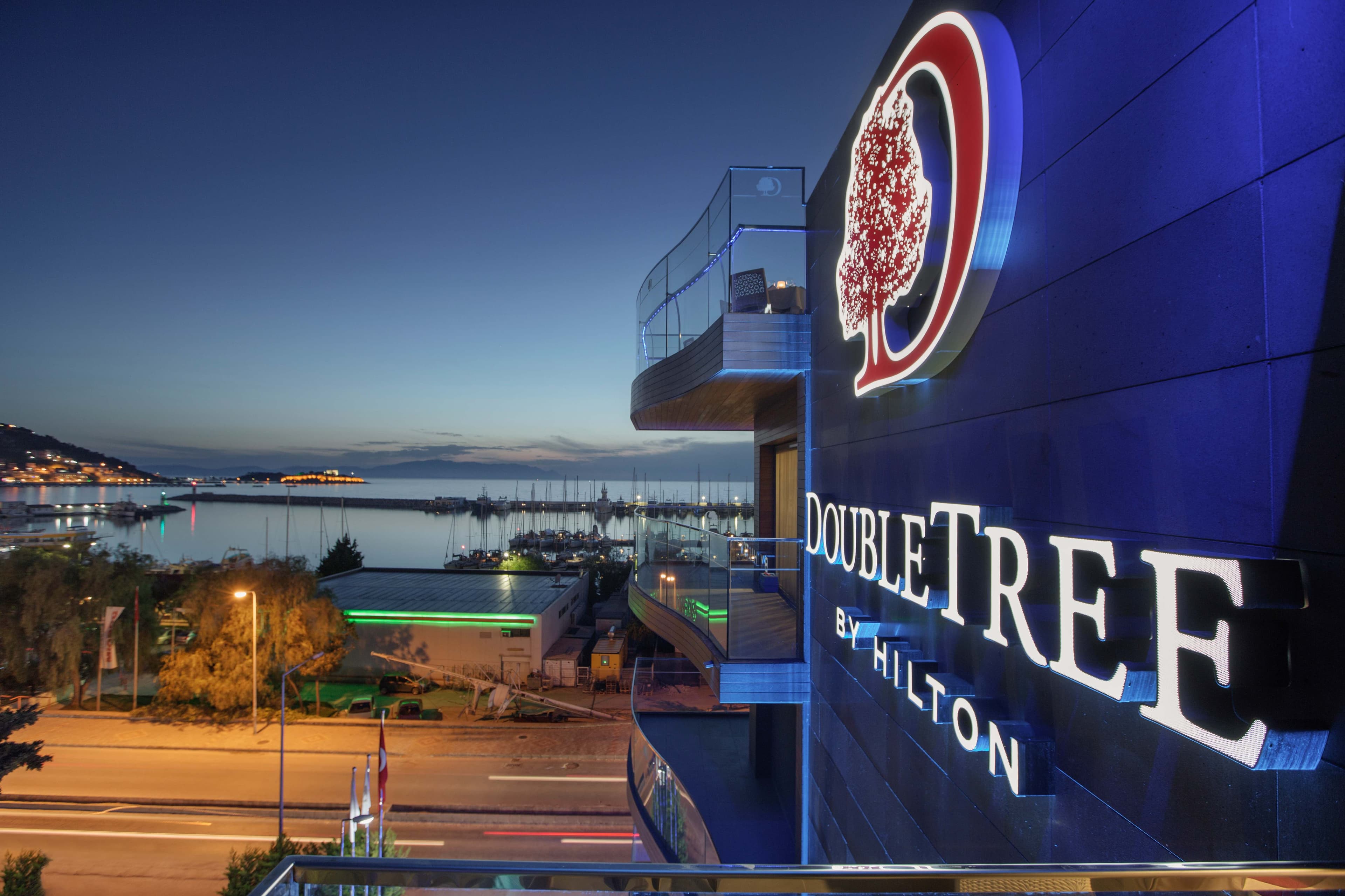 DoubleTree by Hilton Kusadasi