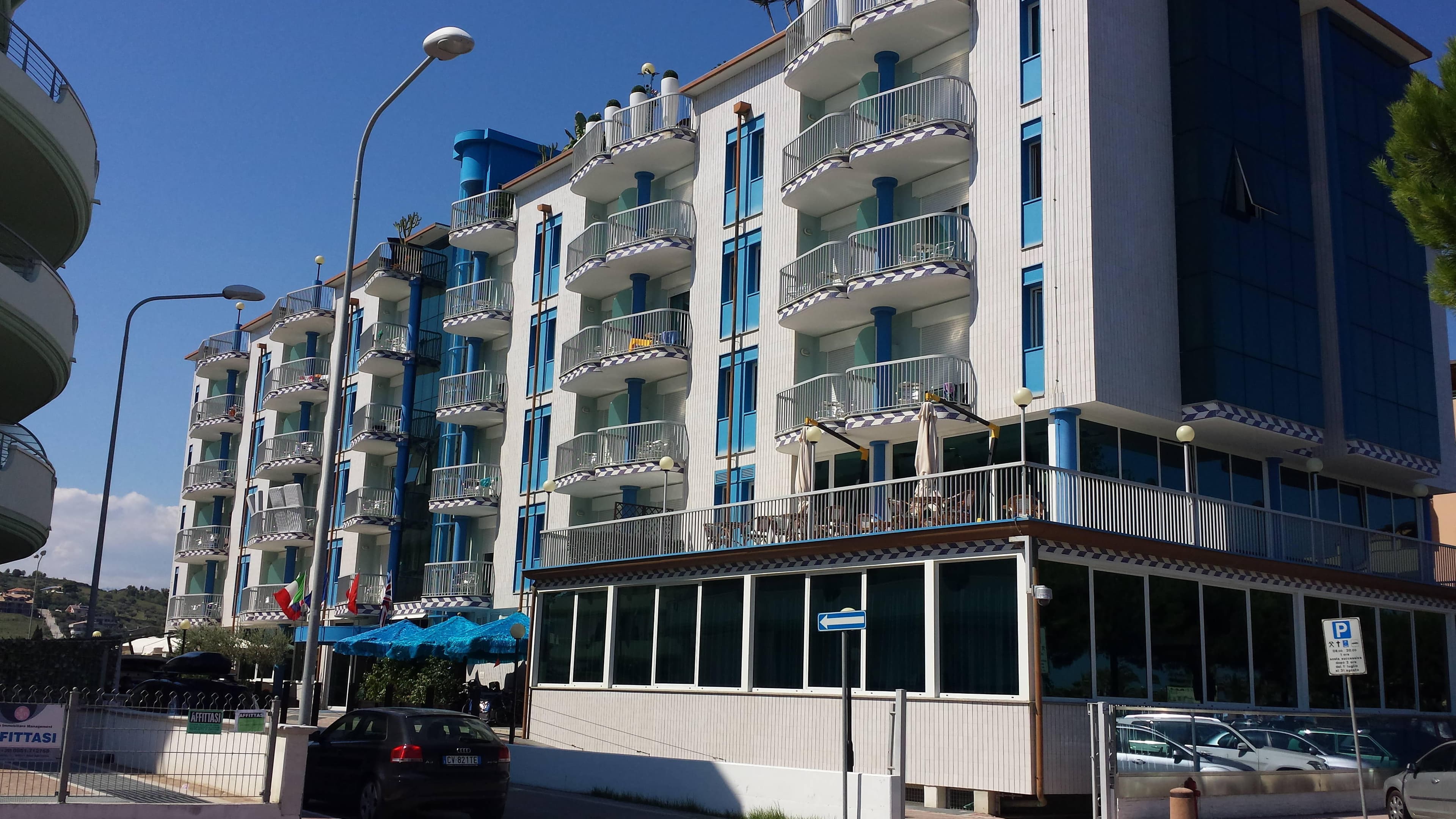 Hotel Ambassador