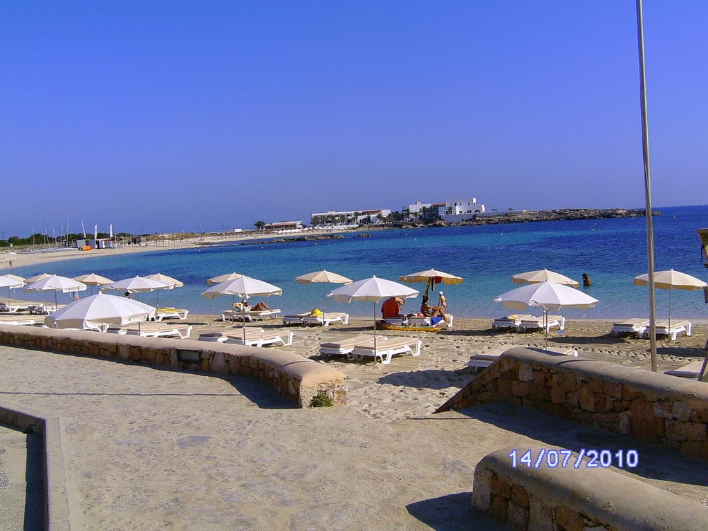 Hostal Roca Plana Ansicht 9