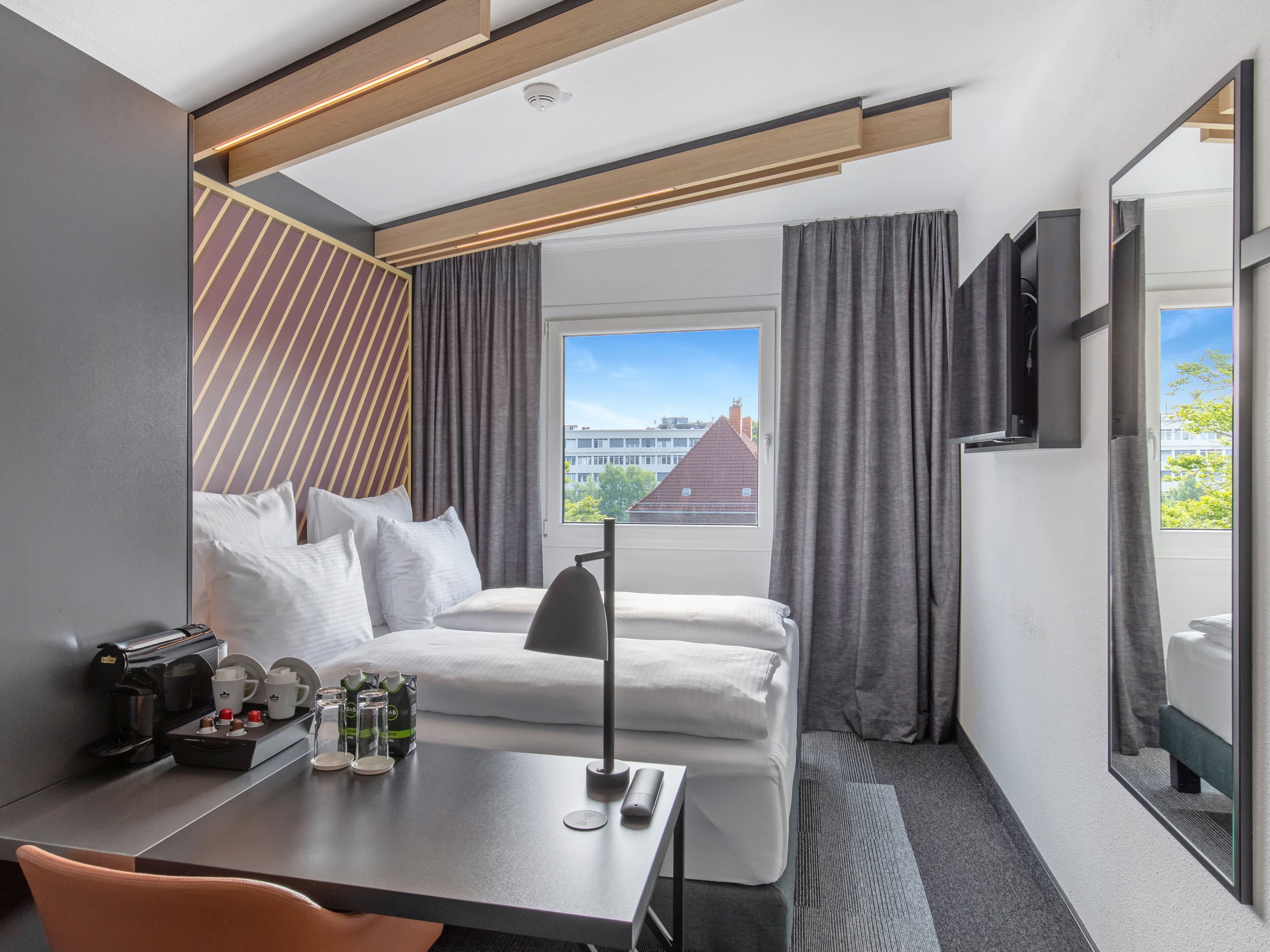 B&B Hotel Hamburg-Airport Ansicht 4