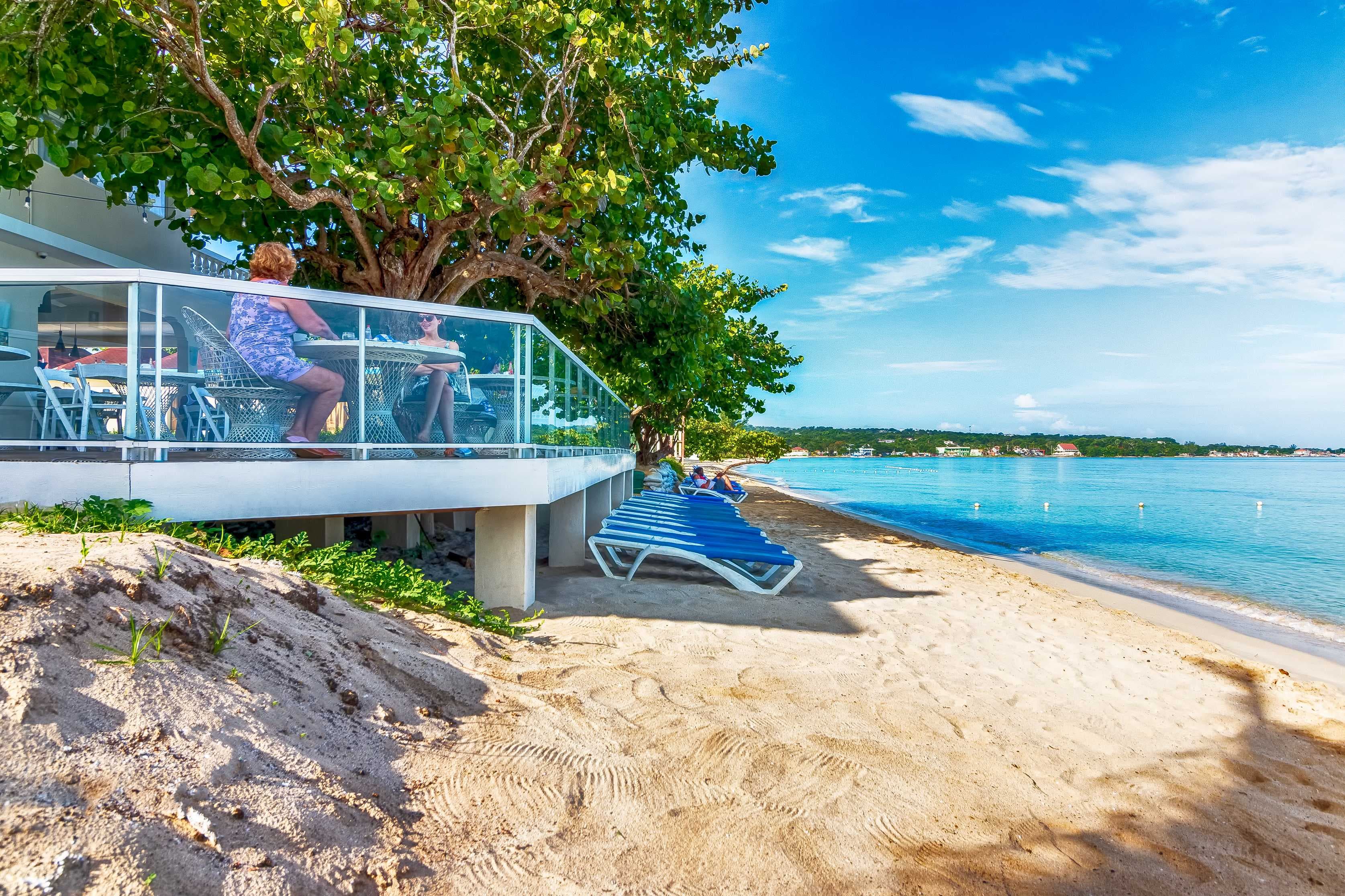 Traveller's Beach Resort Ansicht 8