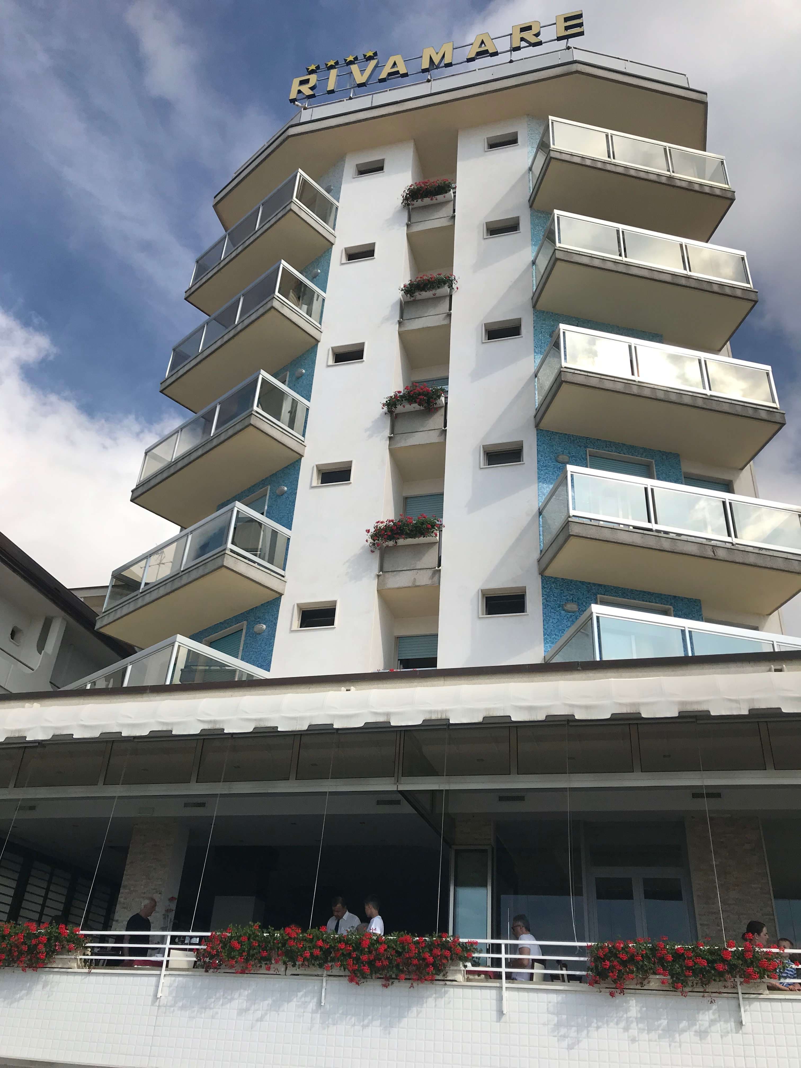 Hotel Rivamare