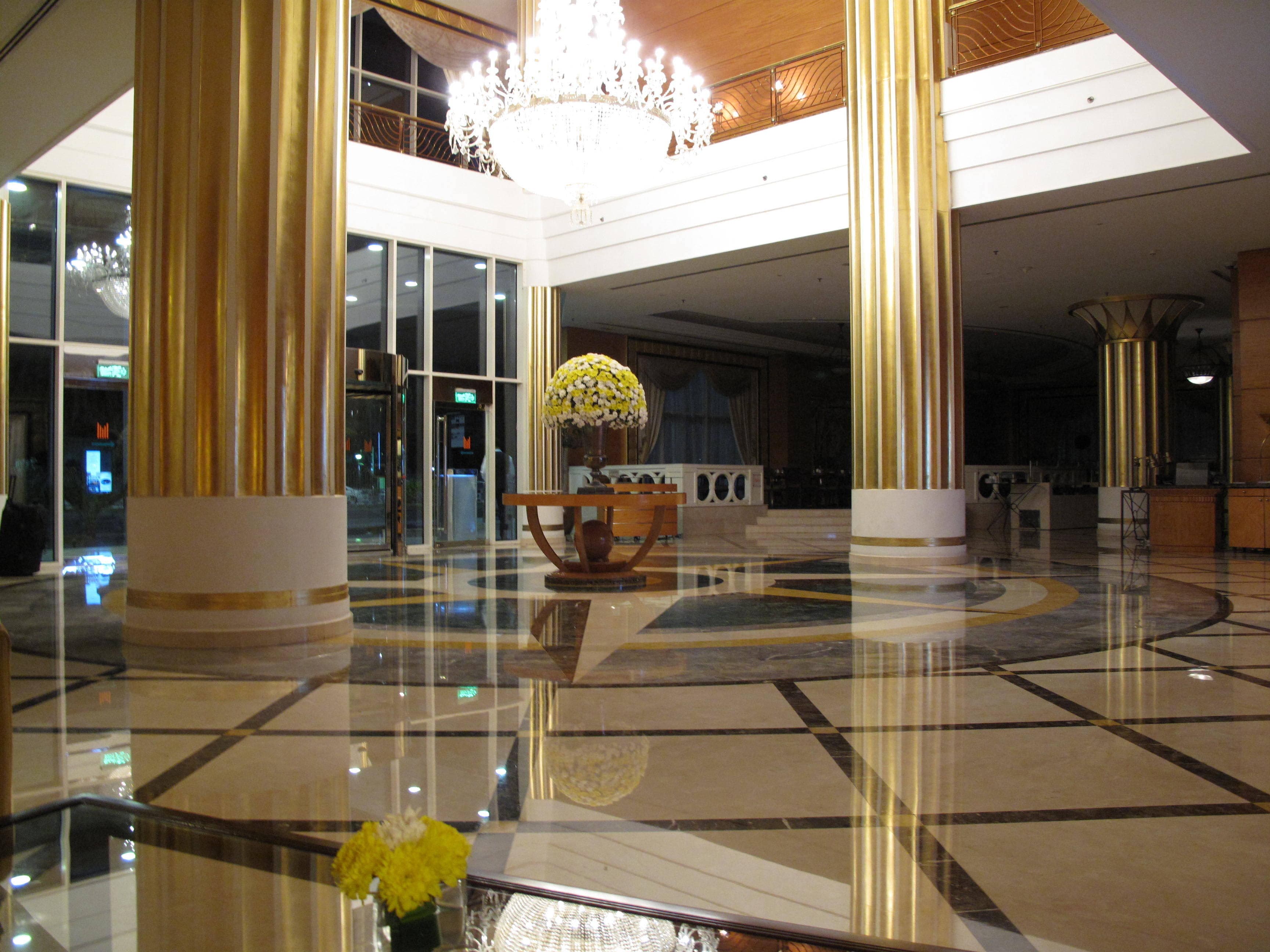 Corniche Hotel Abu Dhabi Ansicht 10