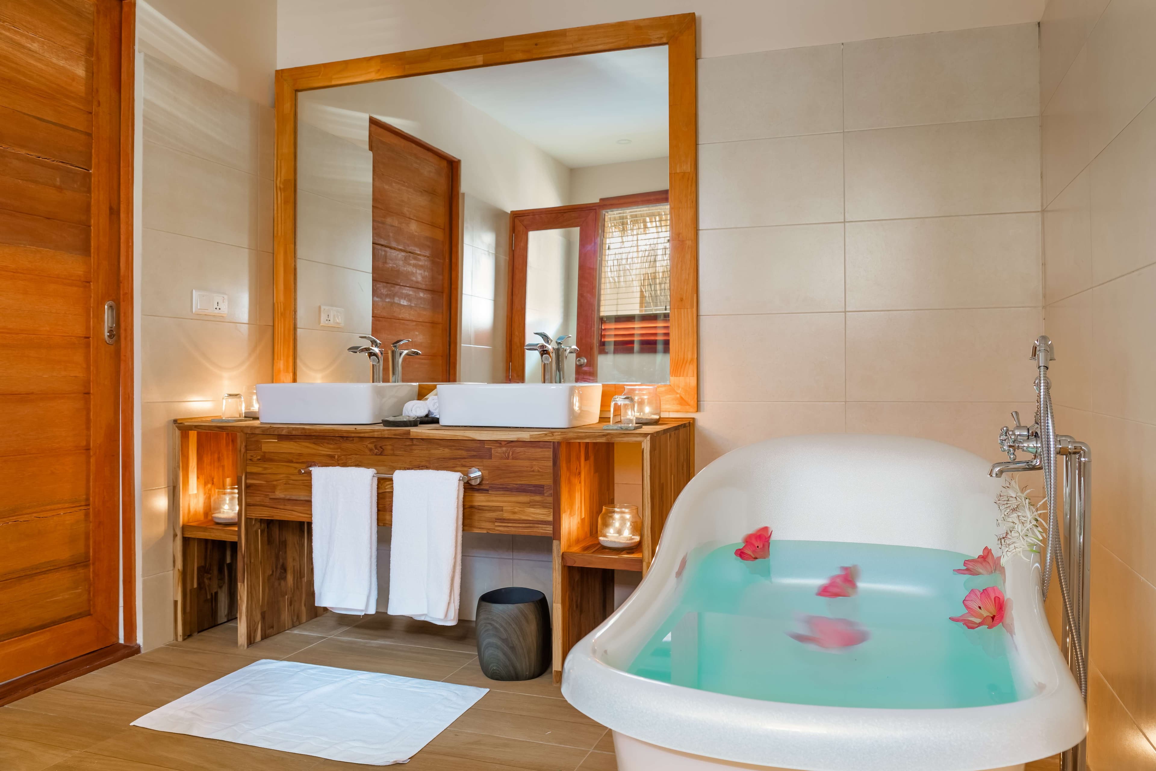 Kudafushi Resort & Spa Ansicht 6