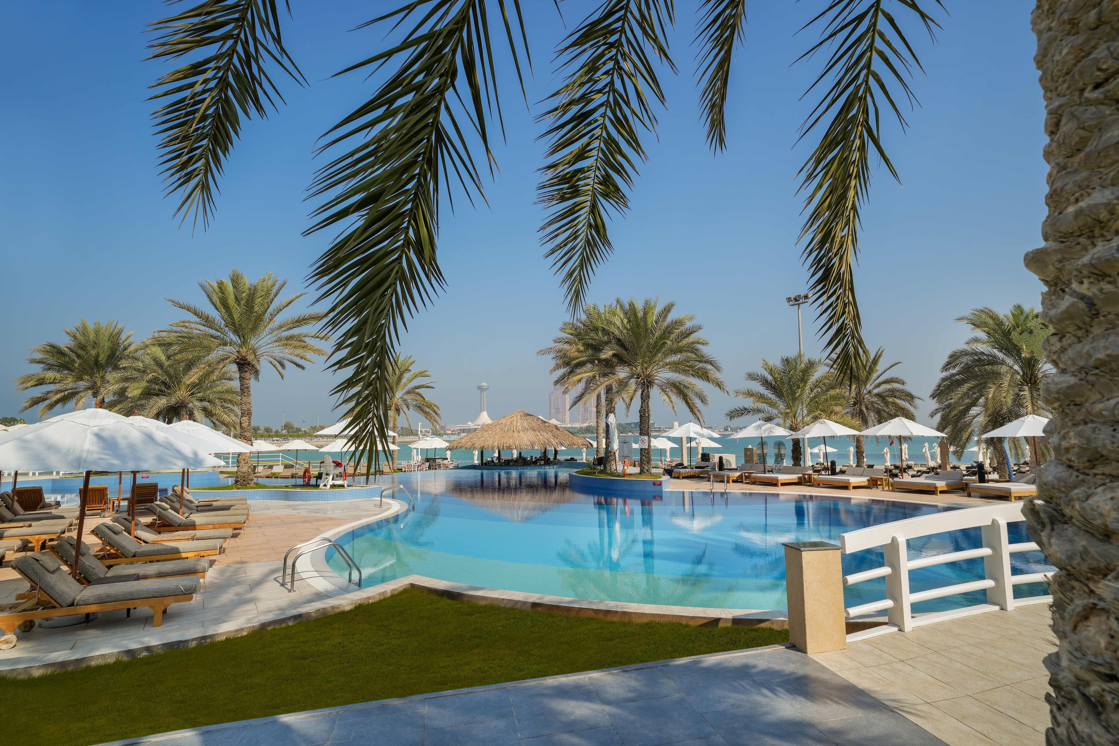 Radisson Blu Hotel & Resort Abu Dhabi Corniche Ansicht 2